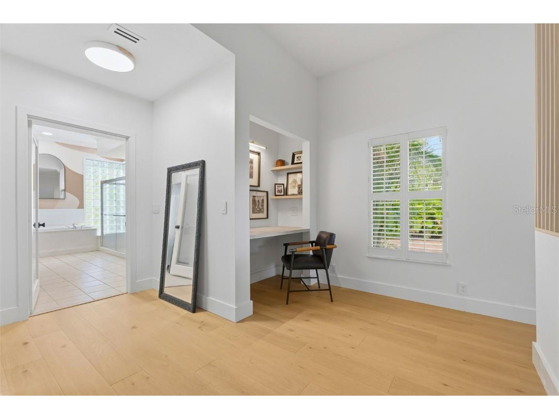 6349 Ravenwood Way Sarasota FL 34243 A4674355 image25