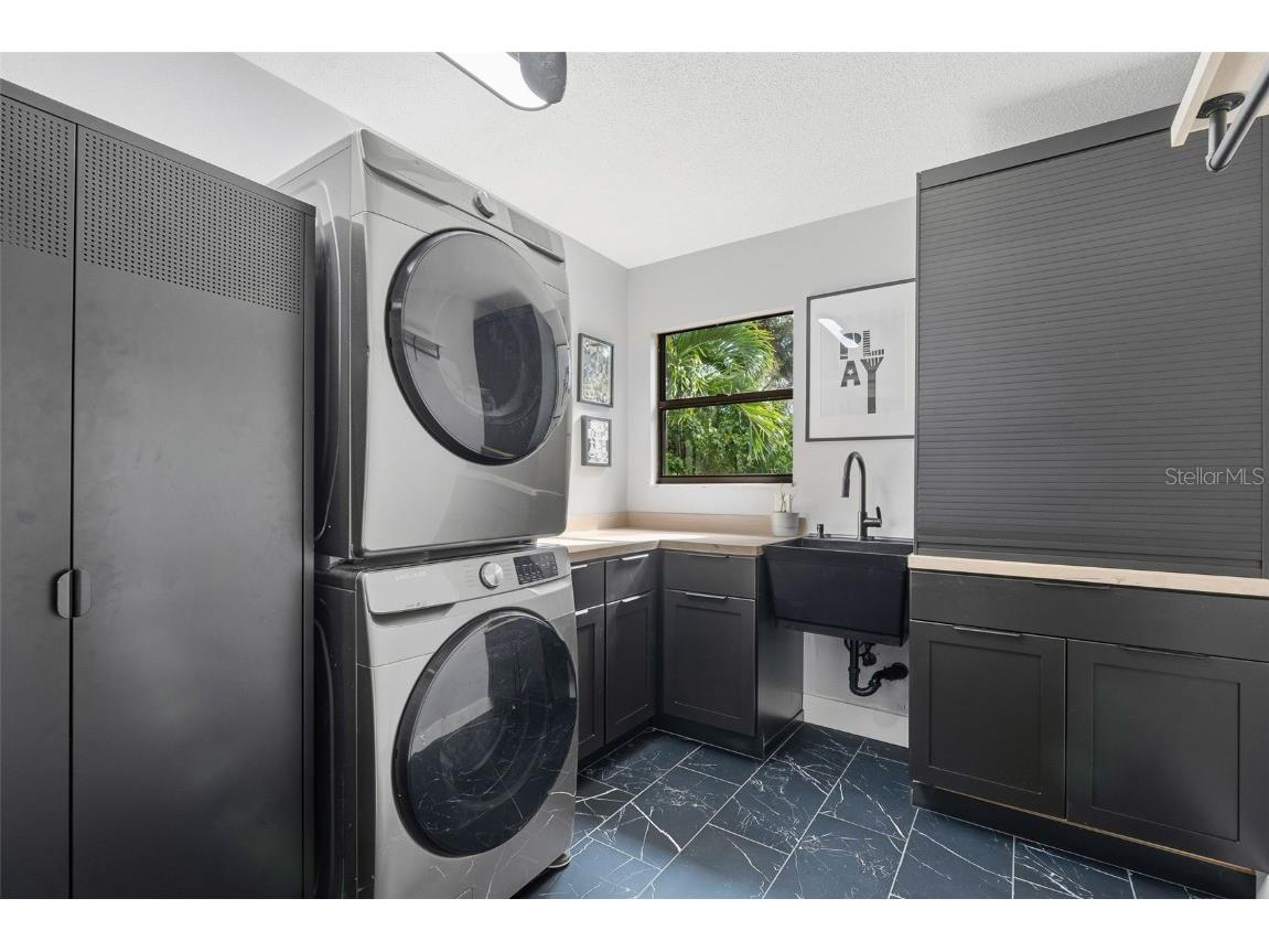 6349 Ravenwood Way Sarasota FL 34243 A4674355 image29