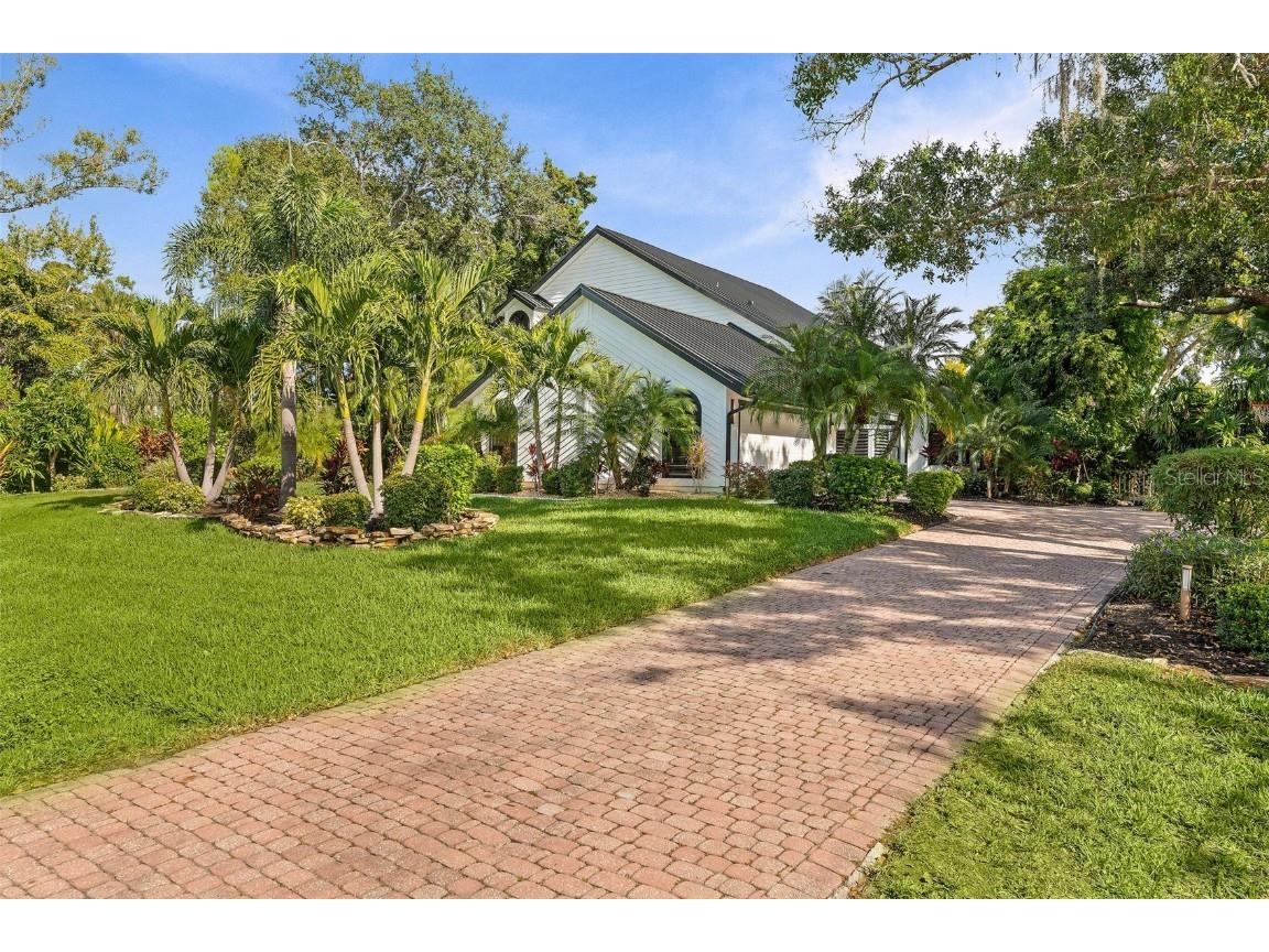 6349 Ravenwood Way Sarasota FL 34243 A4674355 image59