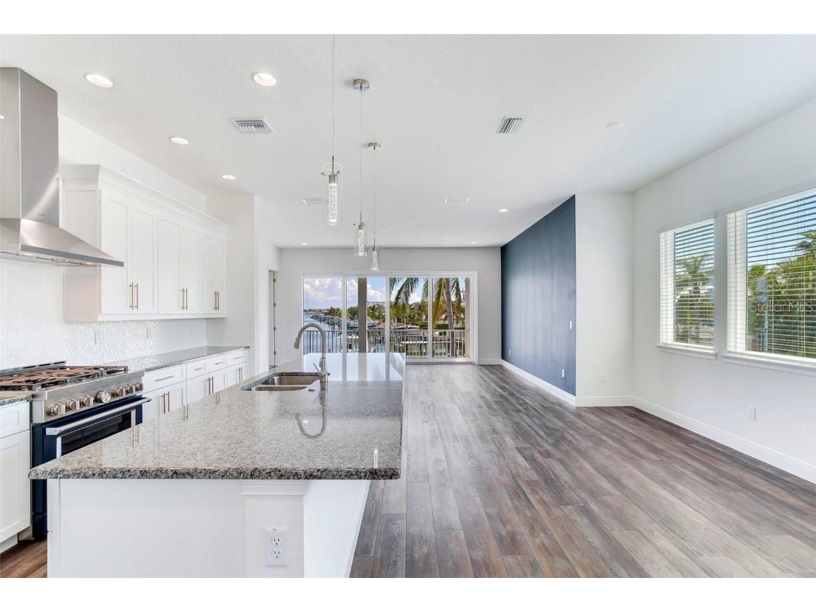 635 115th Avenue Treasure Island FL 33706 TB8418176 image25