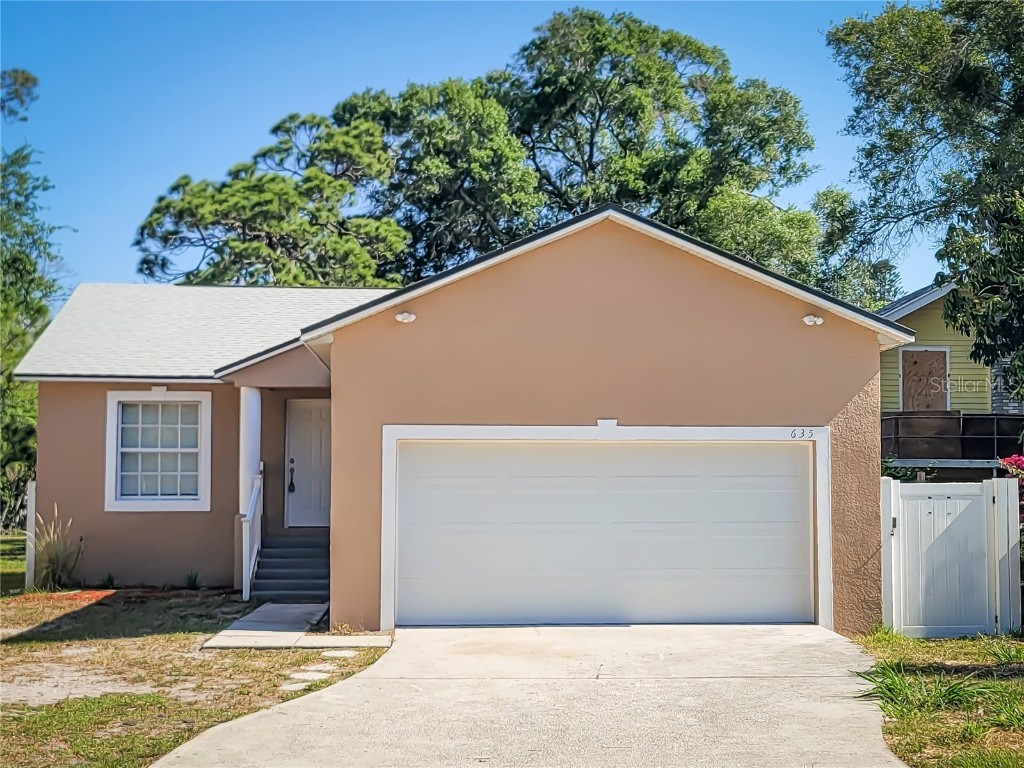 635 25th Avenue S Saint Petersburg FL 33705 T3525278 image1