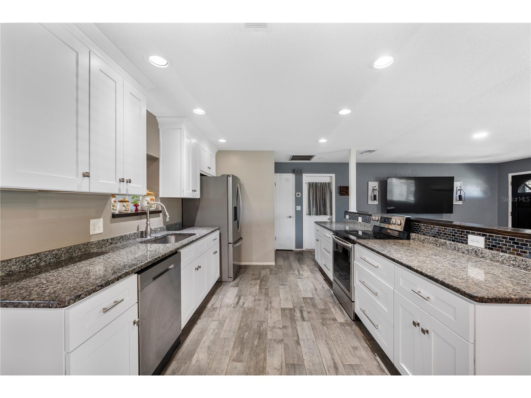 635 Hillside Circle Lake Alfred FL 33850 P4938126 image11