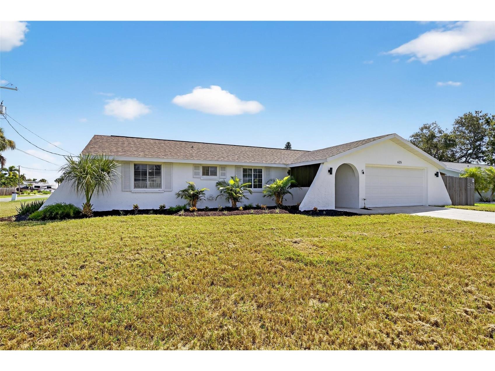 635 Jamaica Circle E Apollo Beach FL 33572 TB8414679 image1