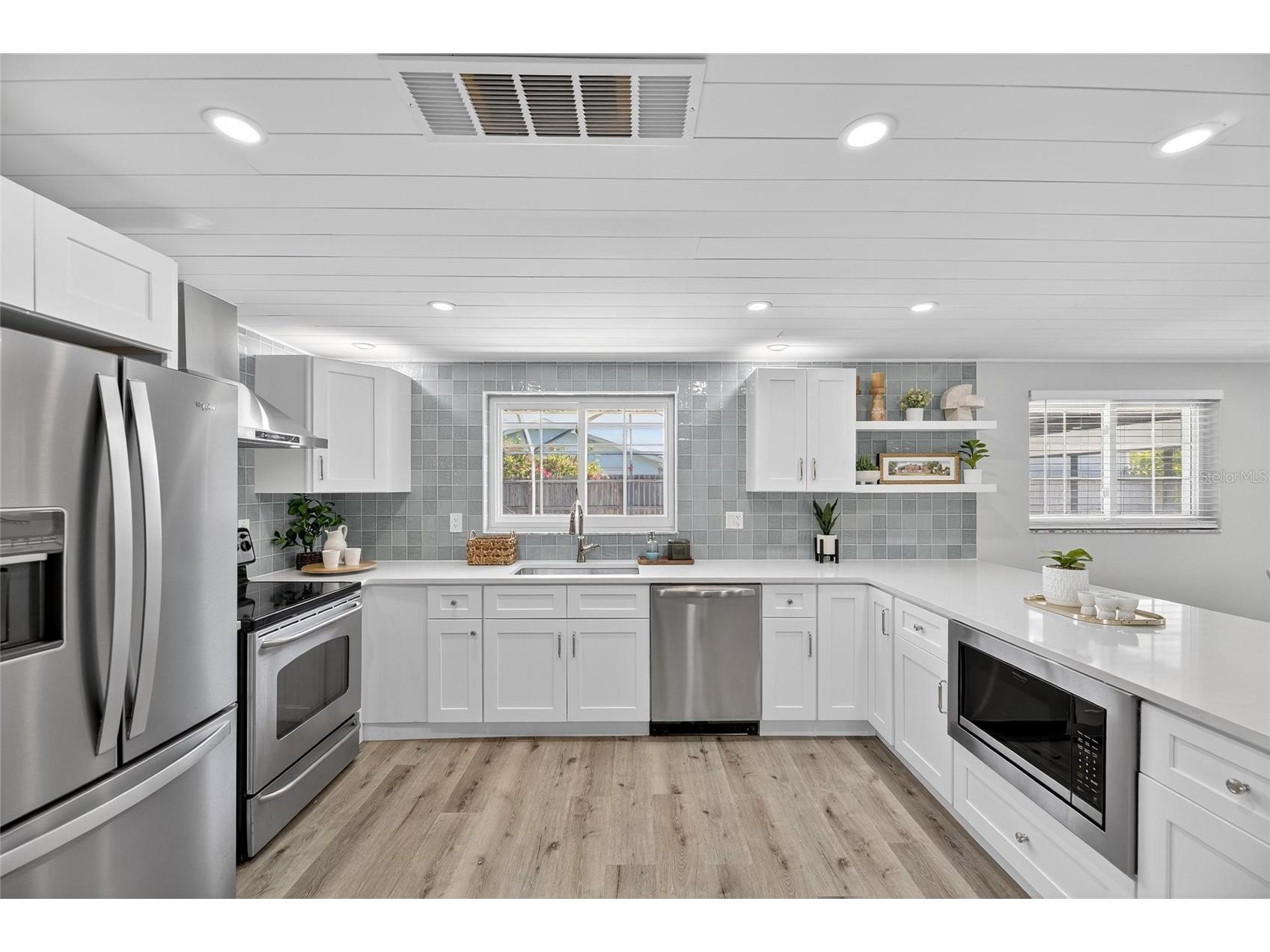 635 Jamaica Circle E Apollo Beach FL 33572 TB8414679 image14