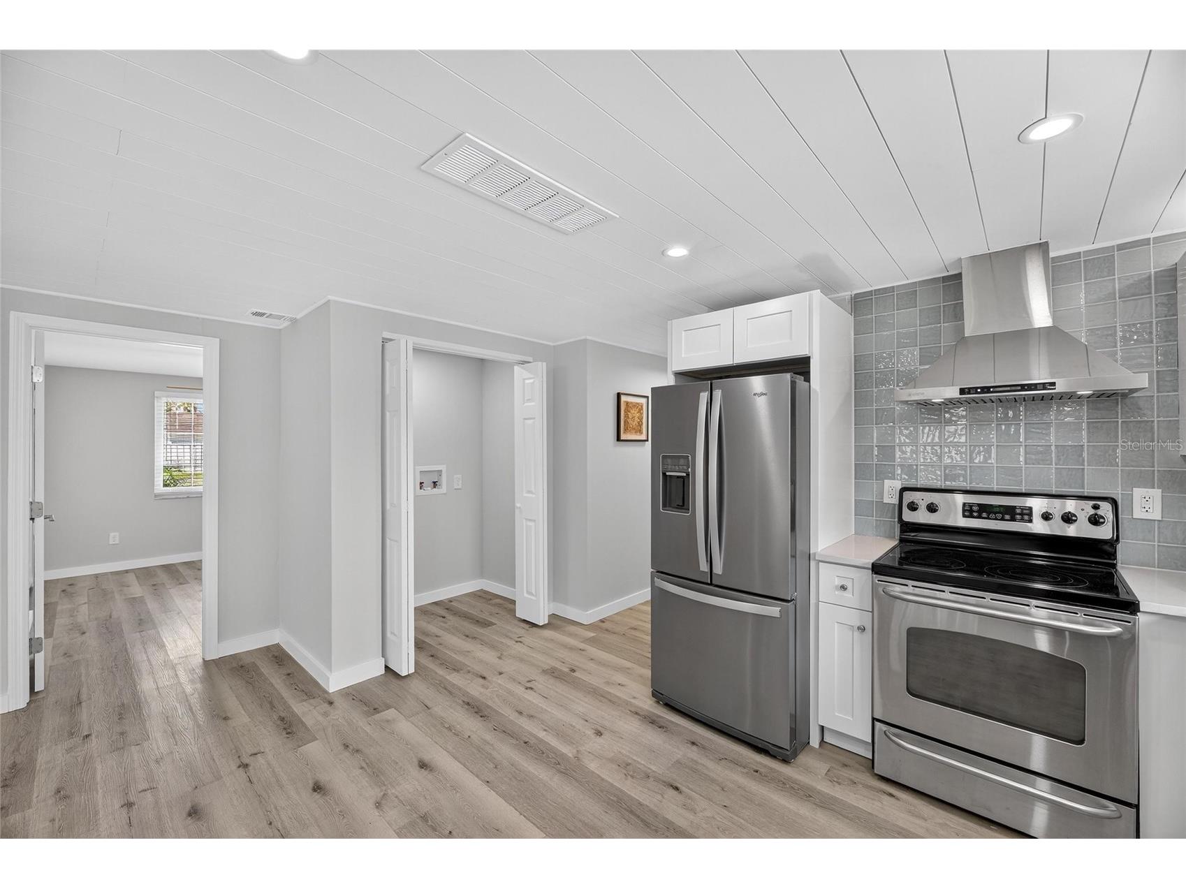 635 Jamaica Circle E Apollo Beach FL 33572 TB8414679 image19