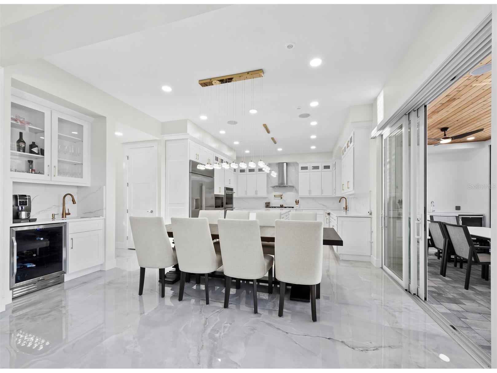 635 Jungle Queen Way Longboat Key FL 34228 A4679064 image12