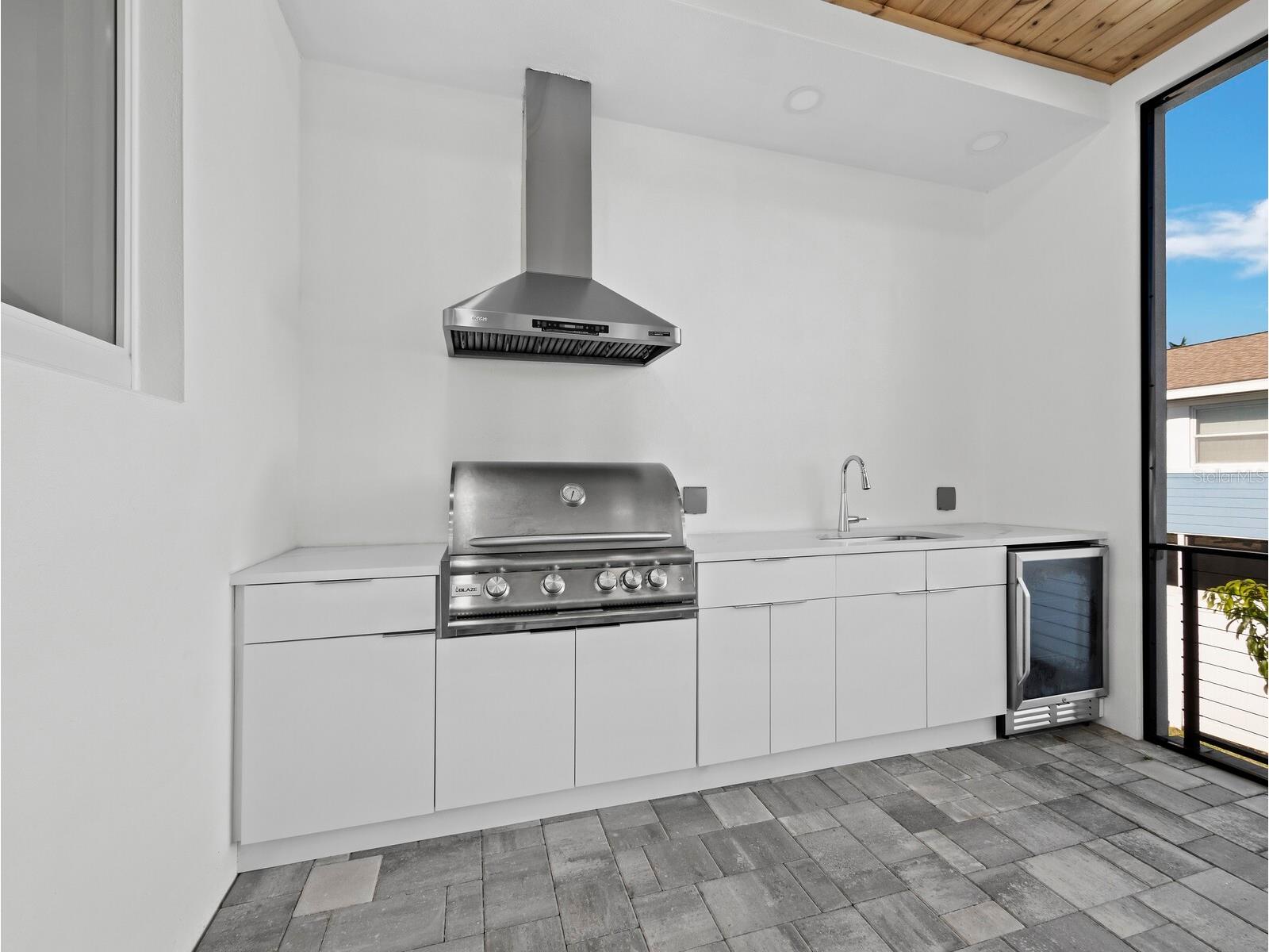 635 Jungle Queen Way Longboat Key FL 34228 A4679064 image20