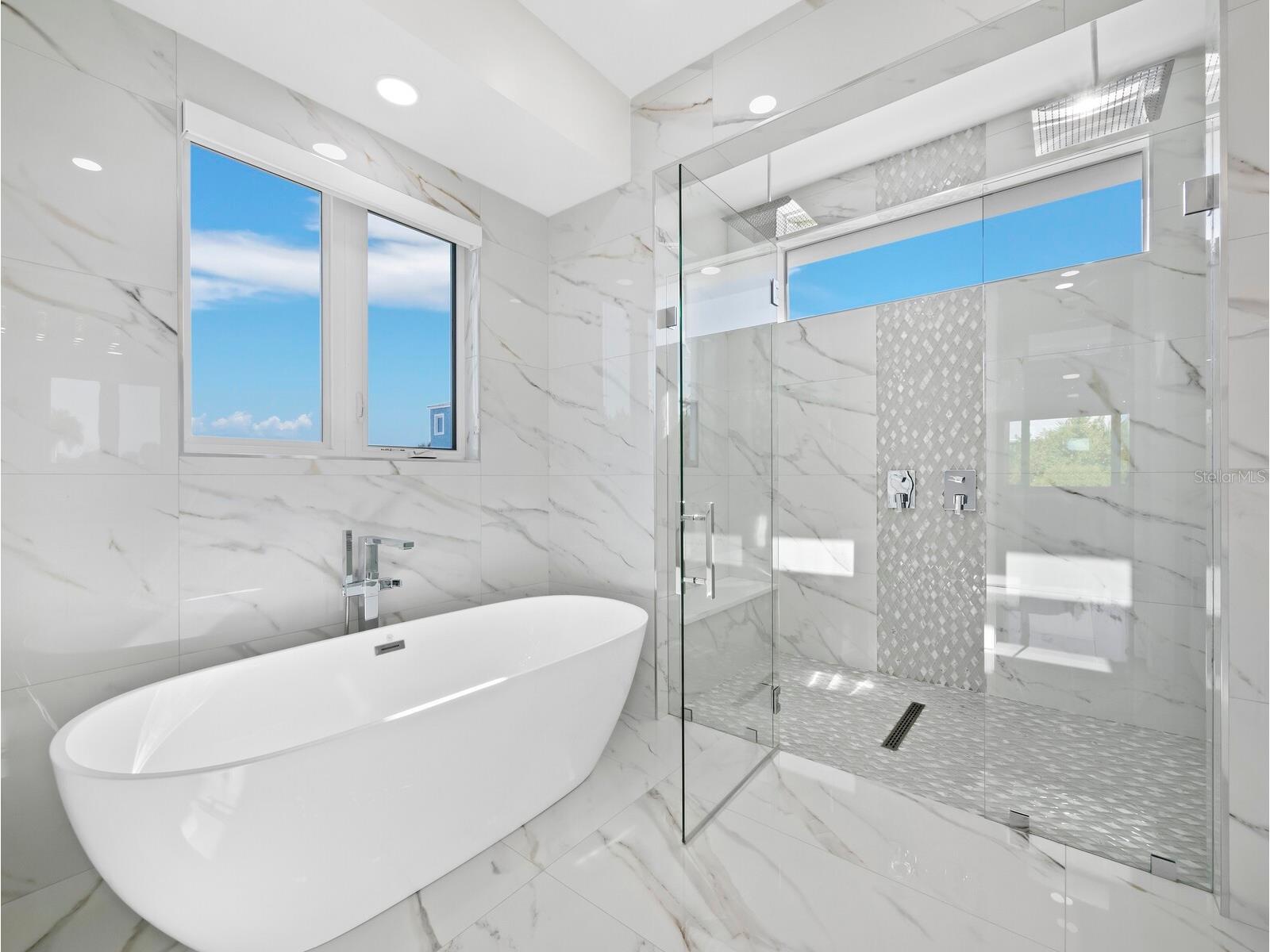 635 Jungle Queen Way Longboat Key FL 34228 A4679064 image26