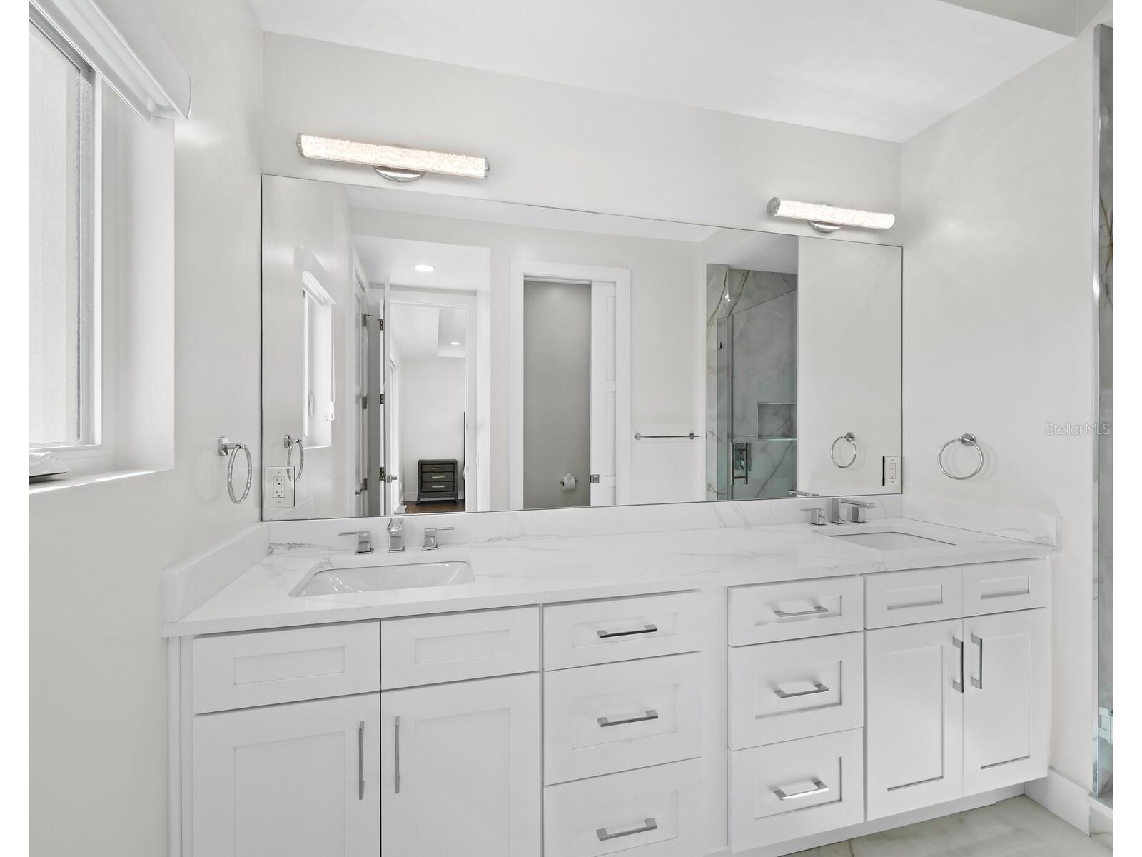 635 Jungle Queen Way Longboat Key FL 34228 A4679064 image37