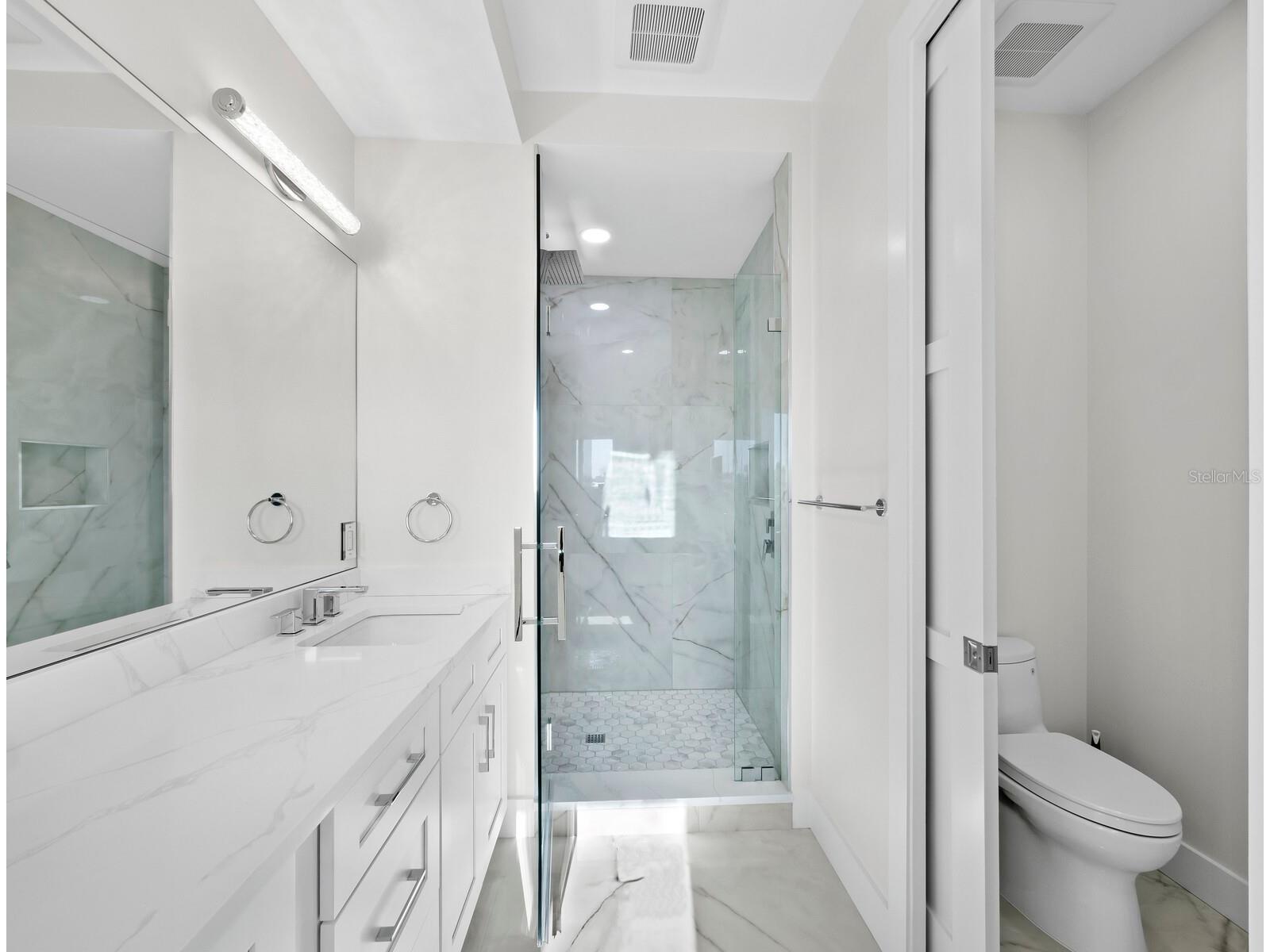 635 Jungle Queen Way Longboat Key FL 34228 A4679064 image40