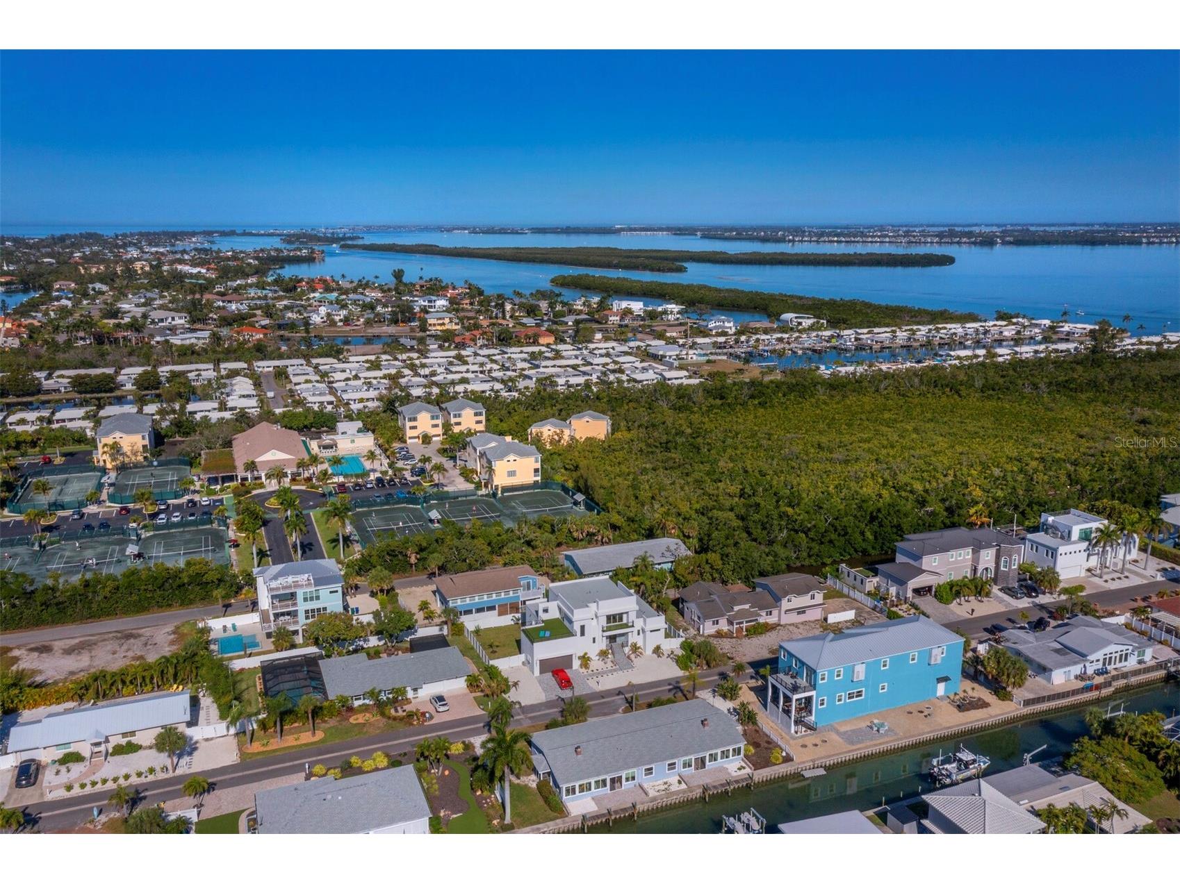 635 Jungle Queen Way Longboat Key FL 34228 A4679064 image53