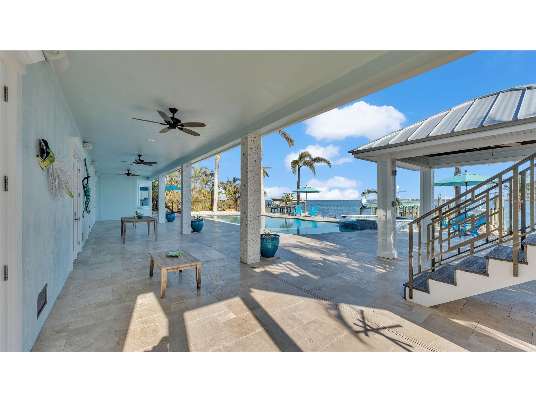 635 Key Royale Drive Holmes Beach FL 34217 - TAMPA BAY/ANNA MARIA SOUND A4687421 image18