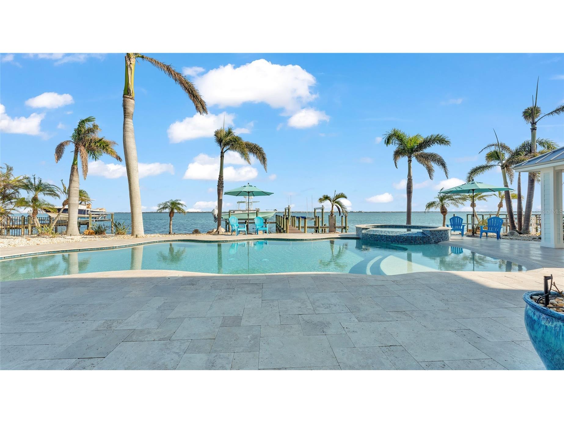 635 Key Royale Drive Holmes Beach FL 34217 - TAMPA BAY/ANNA MARIA SOUND A4687421 image25