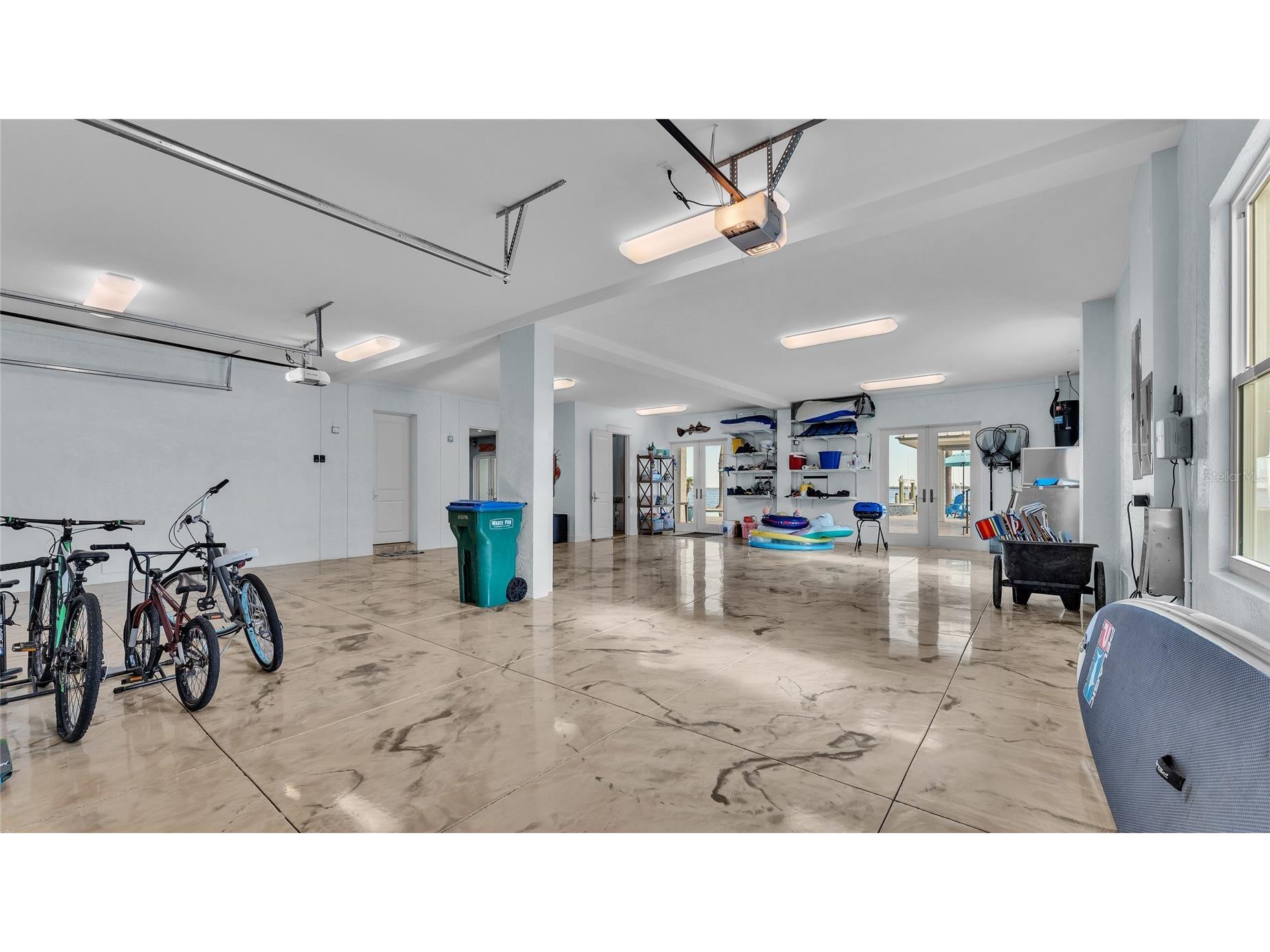 635 Key Royale Drive Holmes Beach FL 34217 - TAMPA BAY/ANNA MARIA SOUND A4687421 image36