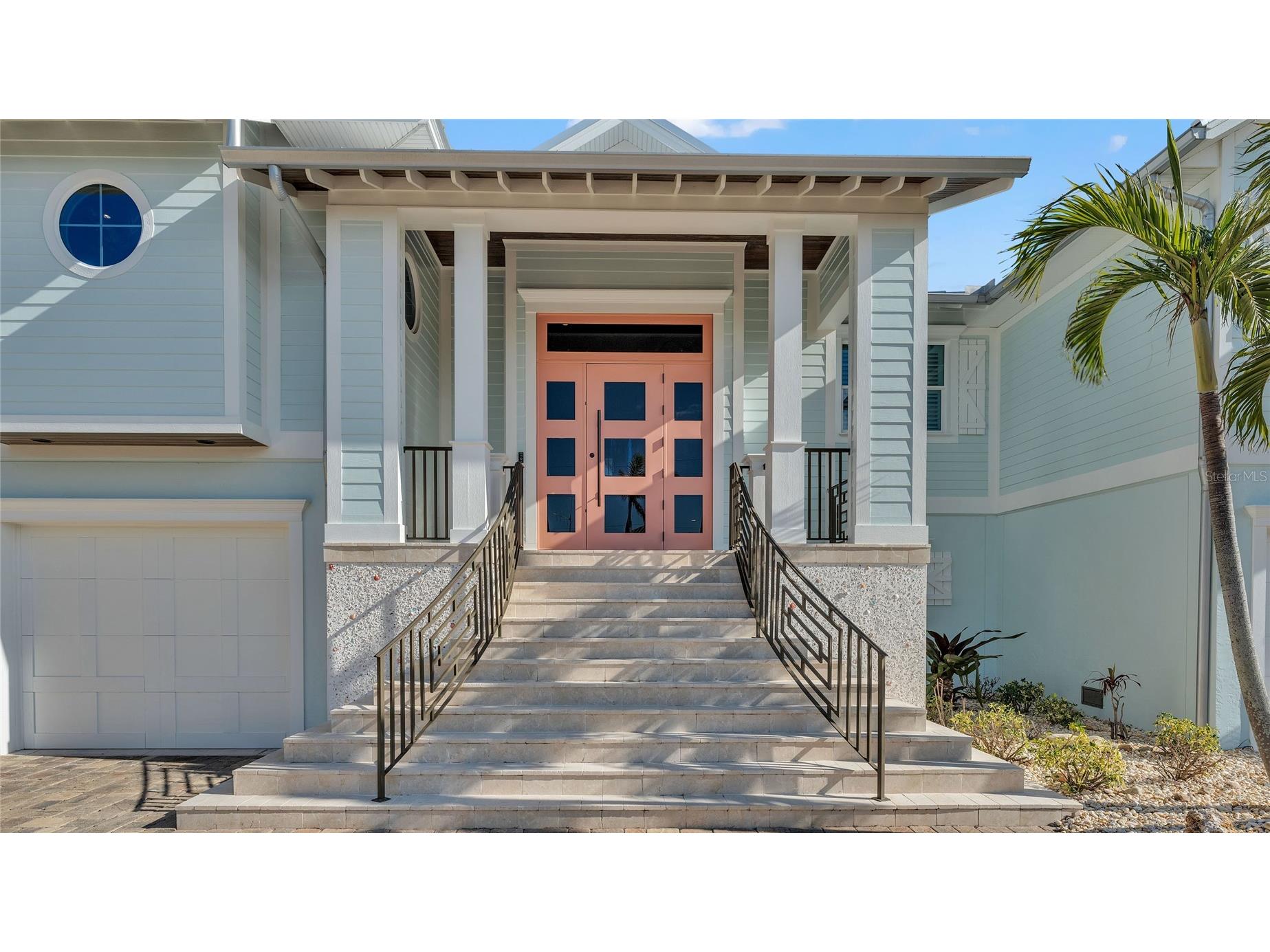 635 Key Royale Drive Holmes Beach FL 34217 - TAMPA BAY/ANNA MARIA SOUND A4687421 image4