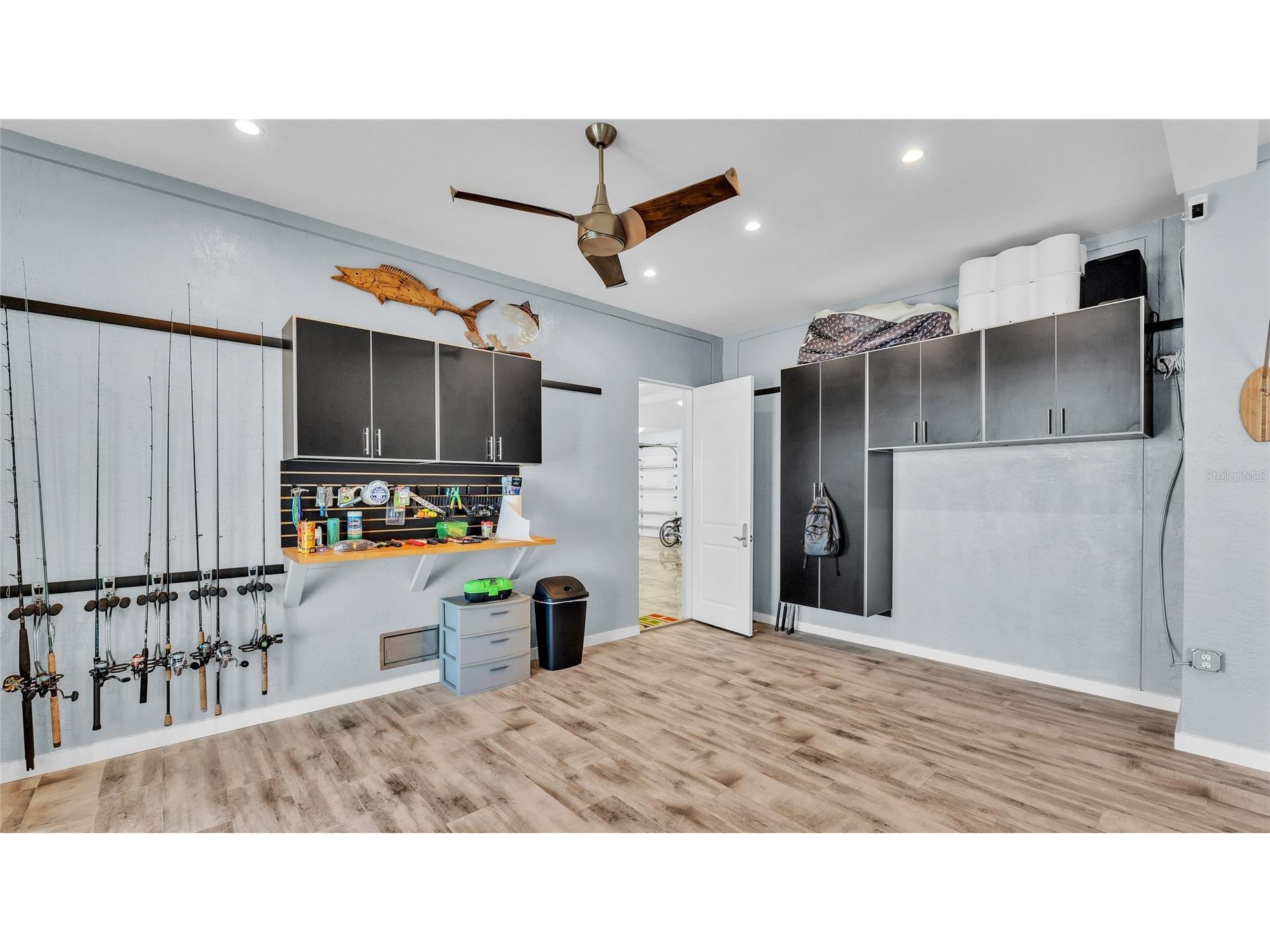 635 Key Royale Drive Holmes Beach FL 34217 - TAMPA BAY/ANNA MARIA SOUND A4687421 image41