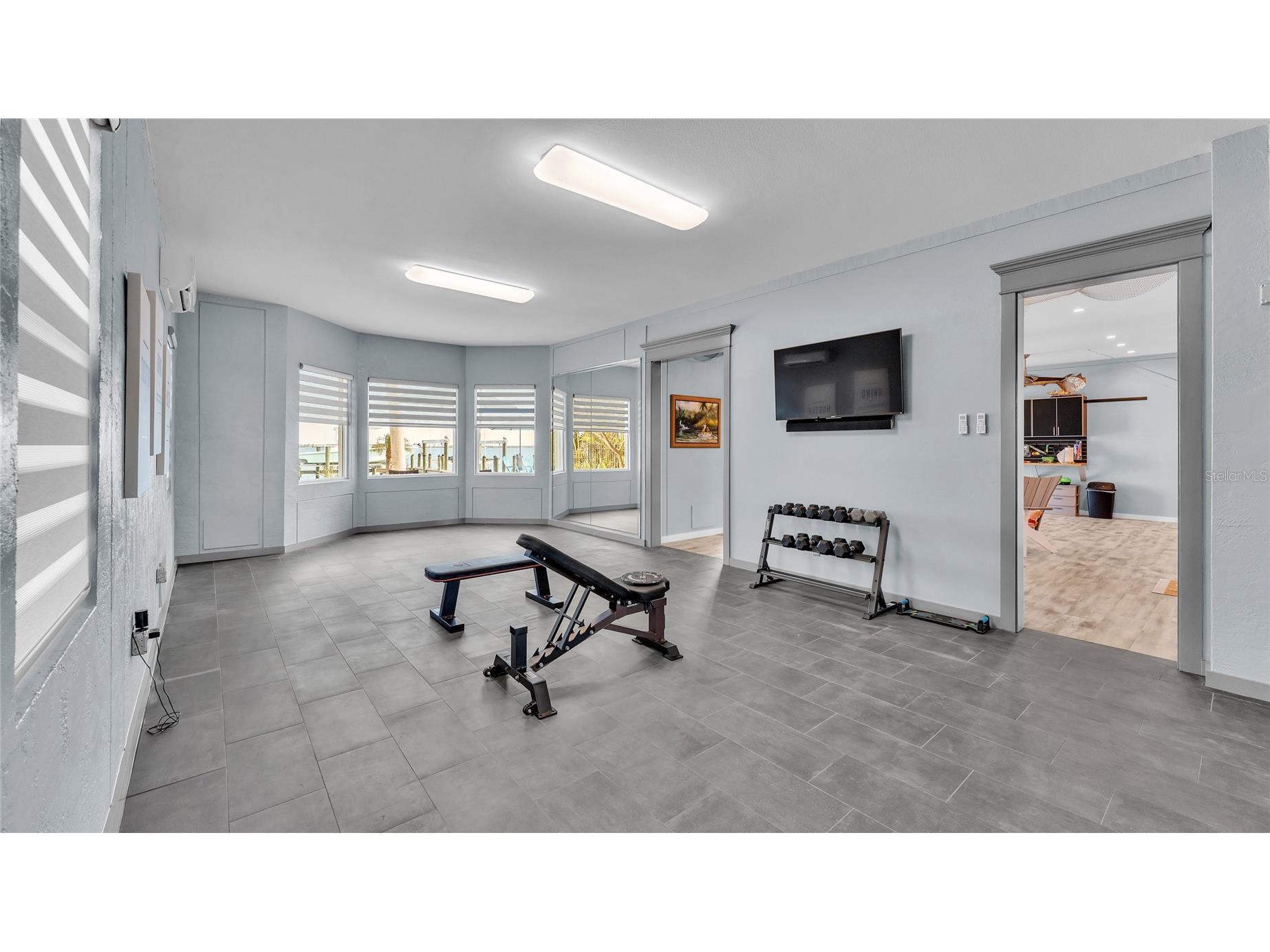 635 Key Royale Drive Holmes Beach FL 34217 - TAMPA BAY/ANNA MARIA SOUND A4687421 image44