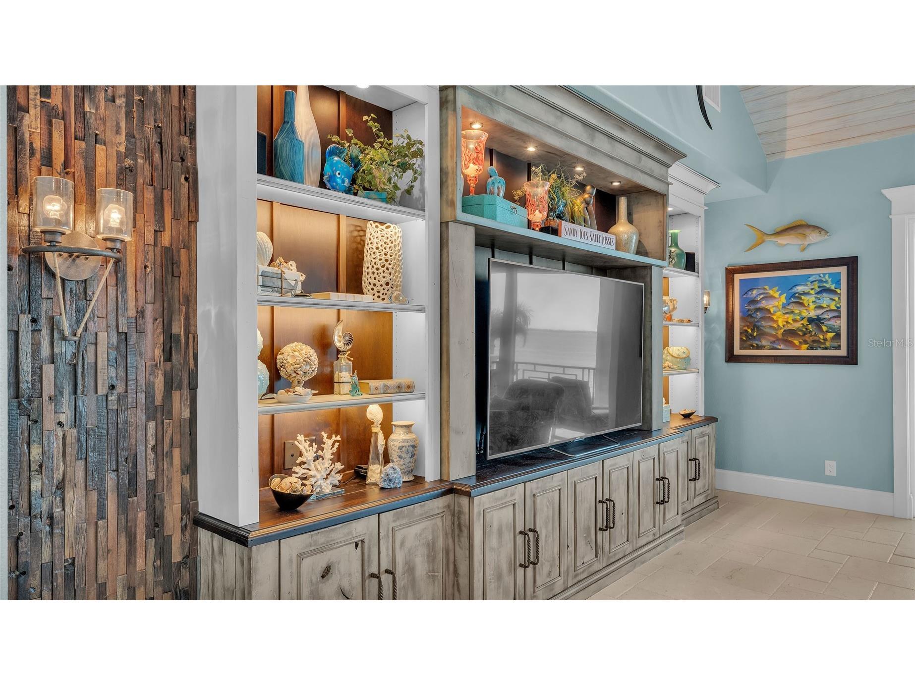 635 Key Royale Drive Holmes Beach FL 34217 - TAMPA BAY/ANNA MARIA SOUND A4687421 image53