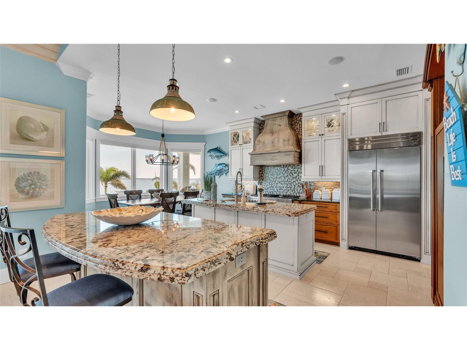 635 Key Royale Drive Holmes Beach FL 34217 - TAMPA BAY/ANNA MARIA SOUND A4687421 image63