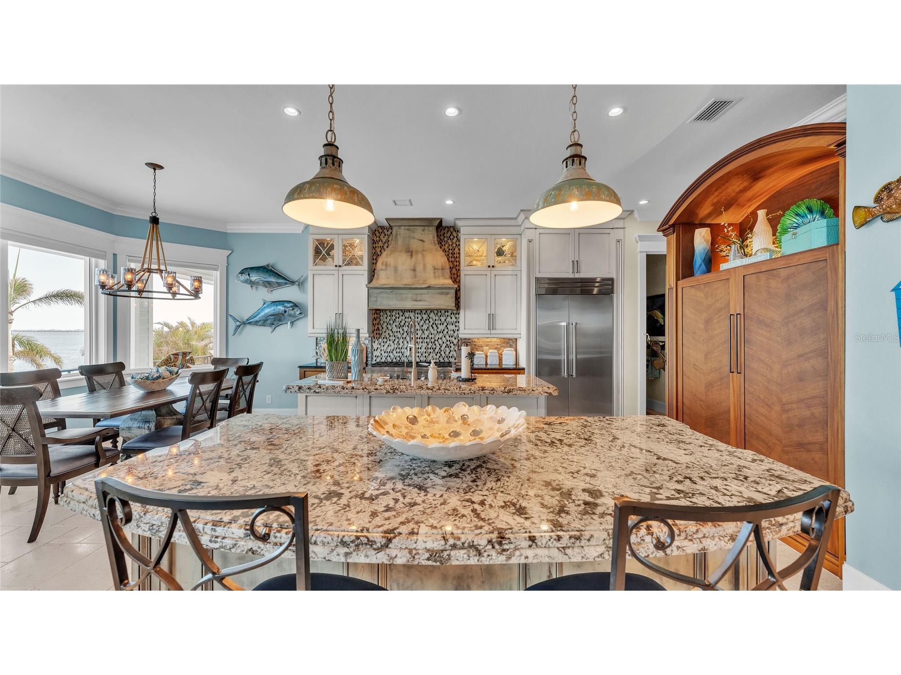 635 Key Royale Drive Holmes Beach FL 34217 - TAMPA BAY/ANNA MARIA SOUND A4687421 image64