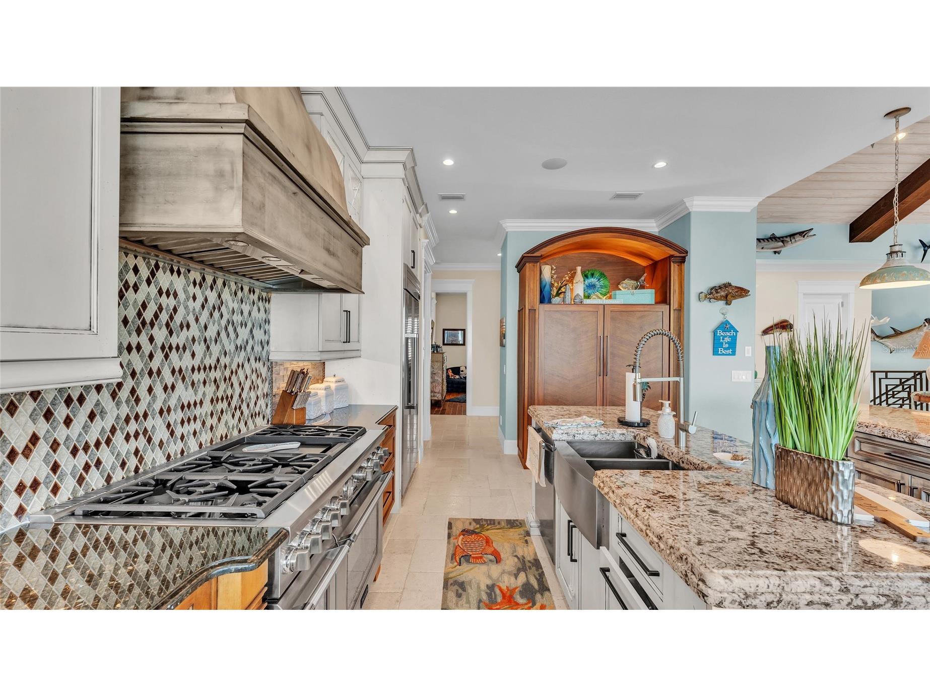 635 Key Royale Drive Holmes Beach FL 34217 - TAMPA BAY/ANNA MARIA SOUND A4687421 image69