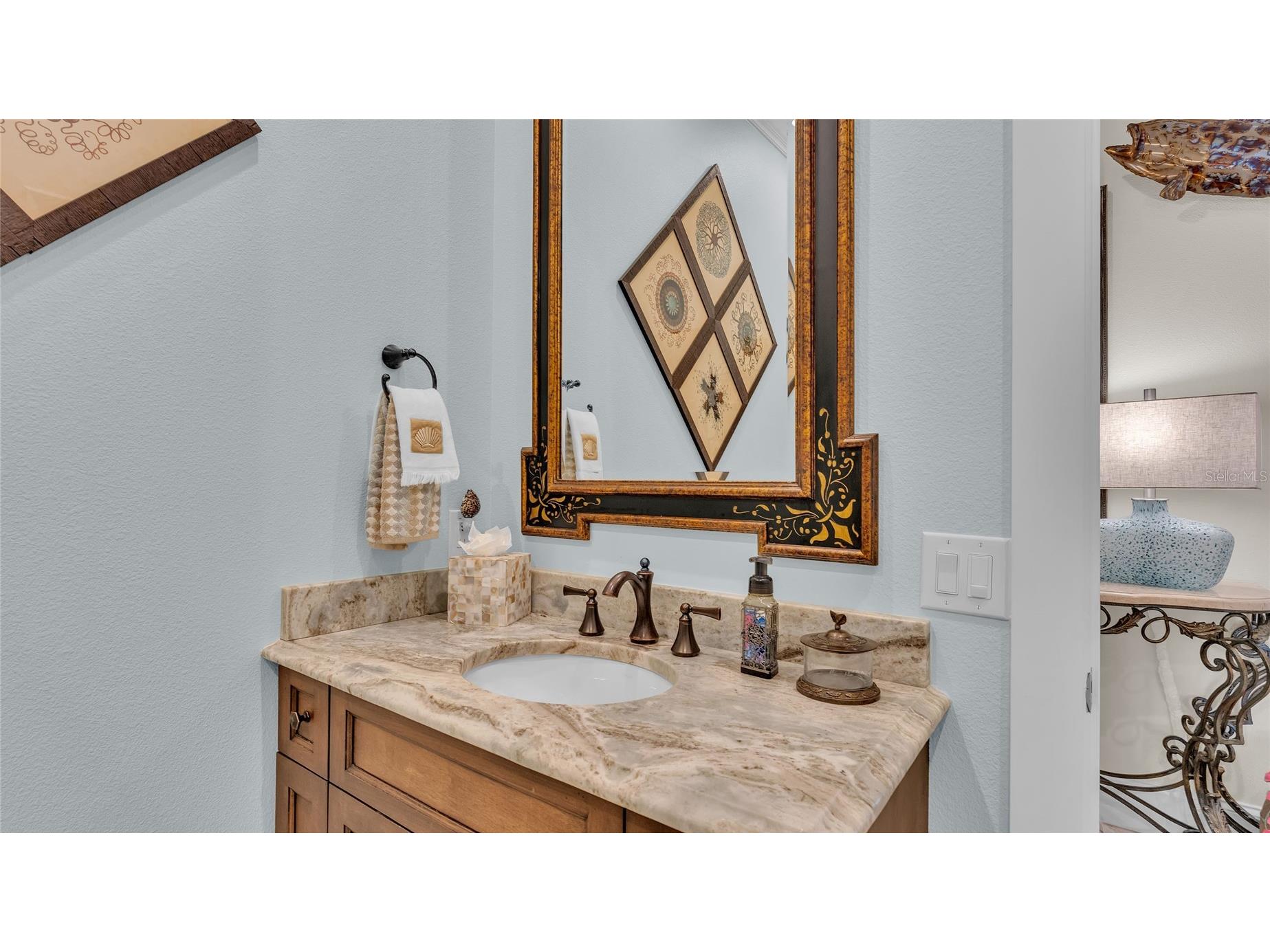 635 Key Royale Drive Holmes Beach FL 34217 - TAMPA BAY/ANNA MARIA SOUND A4687421 image77