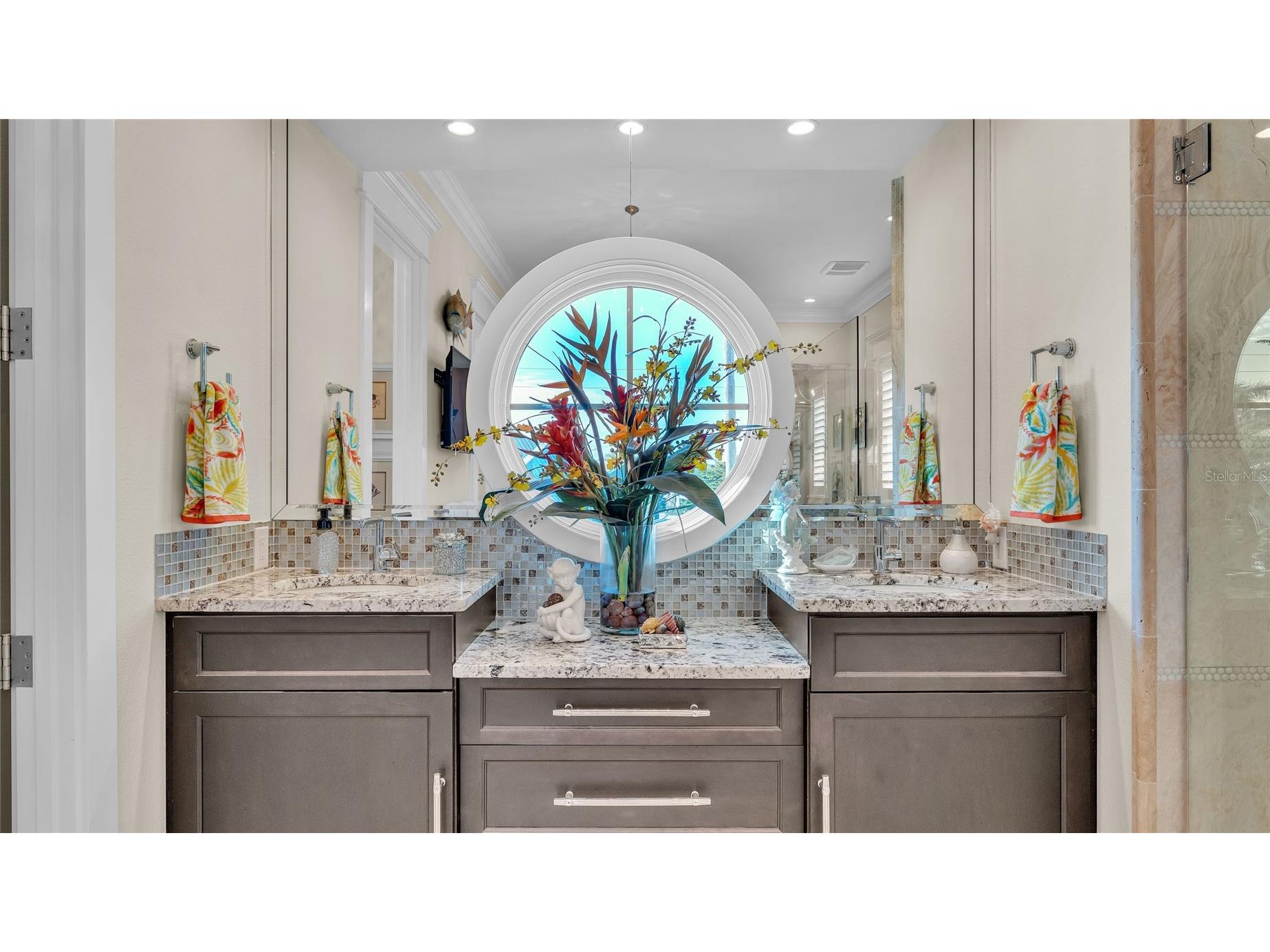635 Key Royale Drive Holmes Beach FL 34217 - TAMPA BAY/ANNA MARIA SOUND A4687421 image90
