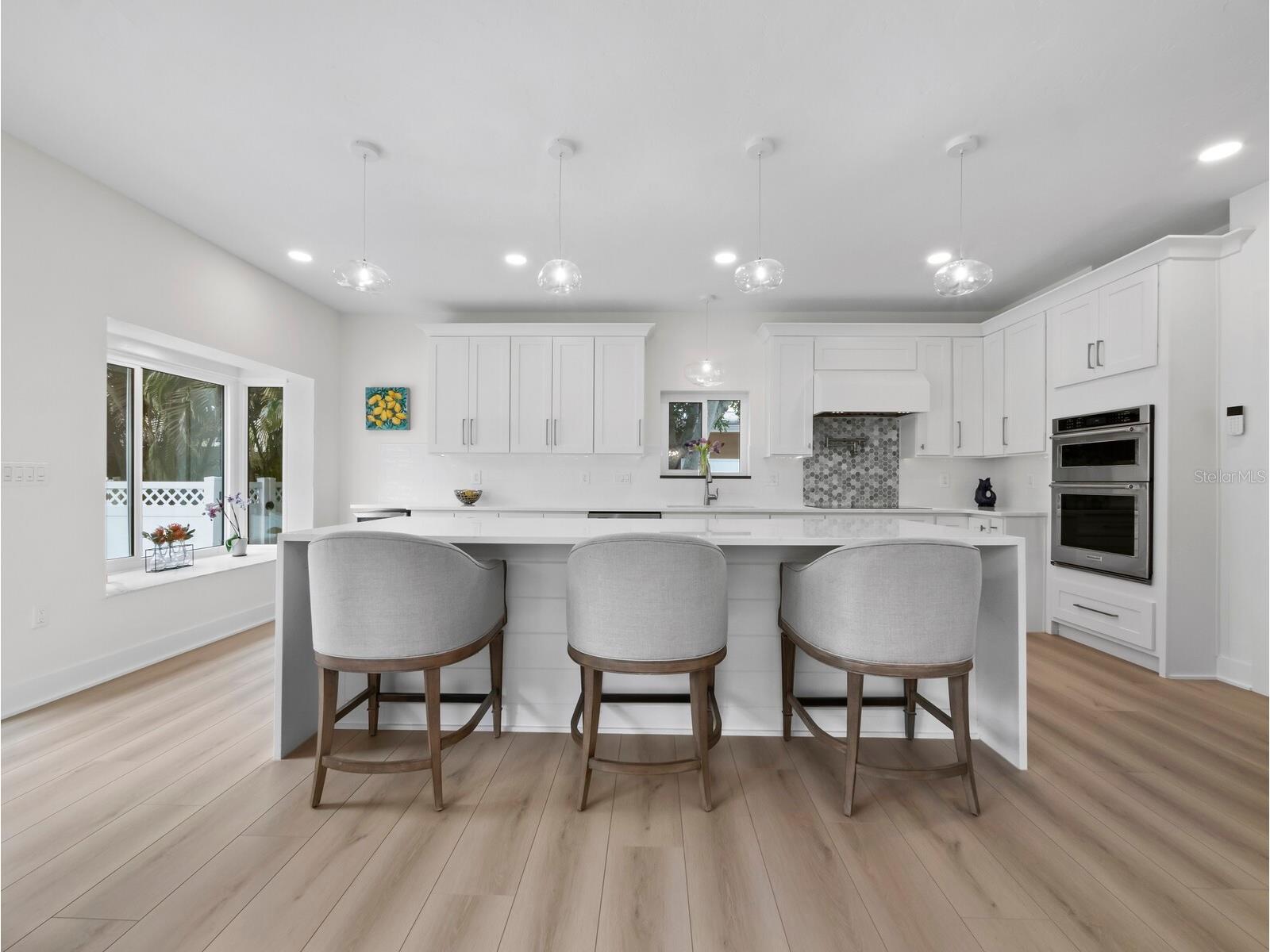 635 Marbury Lane Longboat Key FL 34228 - INTRACOASTAL WATERWAY A4681616 image12