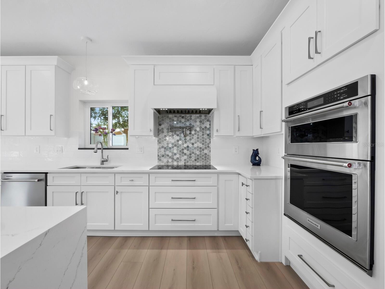 635 Marbury Lane Longboat Key FL 34228 - INTRACOASTAL WATERWAY A4681616 image14