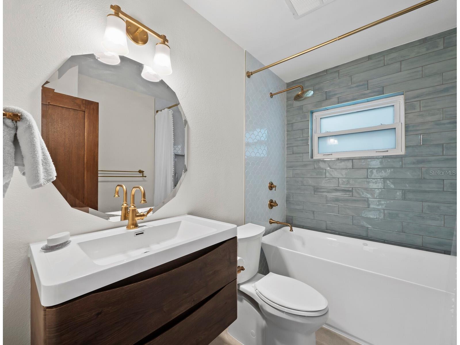 635 Marbury Lane Longboat Key FL 34228 - INTRACOASTAL WATERWAY A4681616 image36