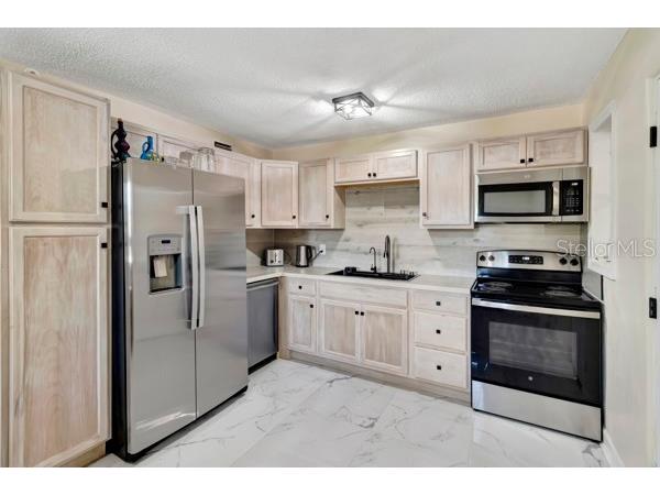 635 Mccormick Street Daytona Beach FL 32114 OM717395 image7
