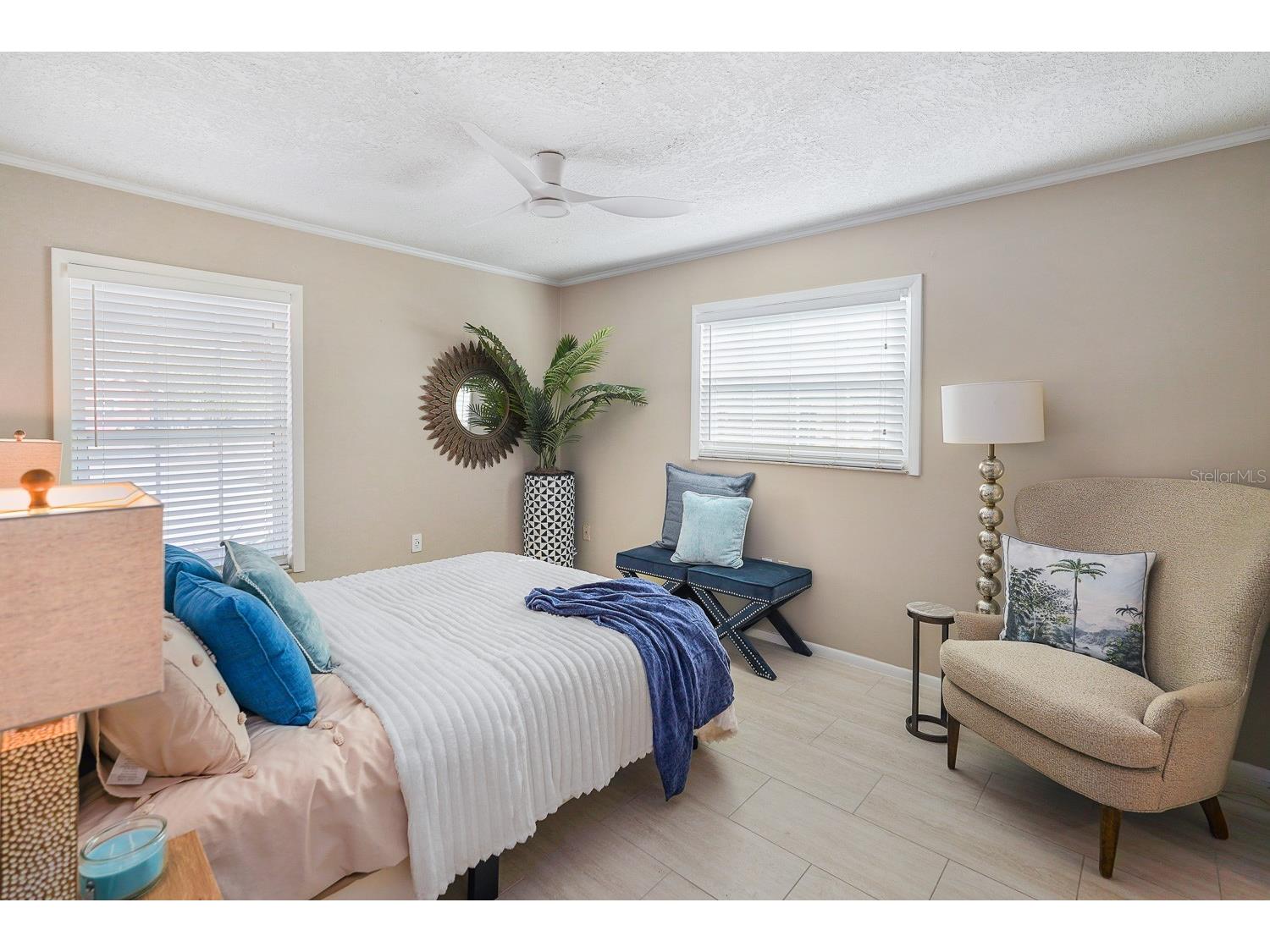 635 Melody Circle Sarasota FL 34237 A4682047 image8