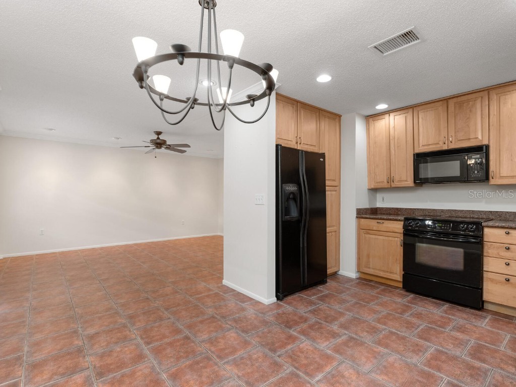 635 N Jefferson Avenue #635 Sarasota FL 34237 A4652106 image10