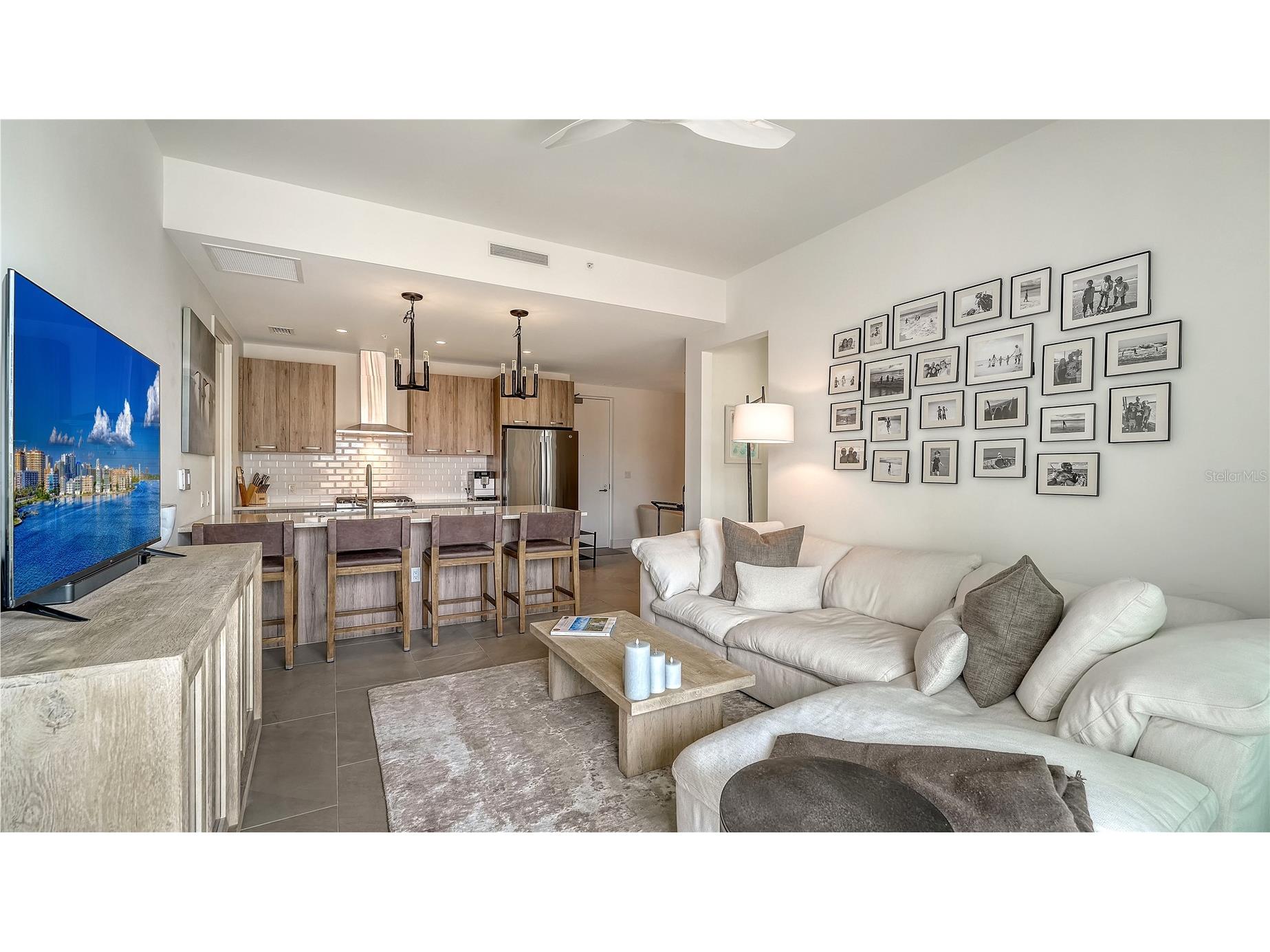 635 S Orange Avenue #301 Sarasota FL 34236 A4682411 image10