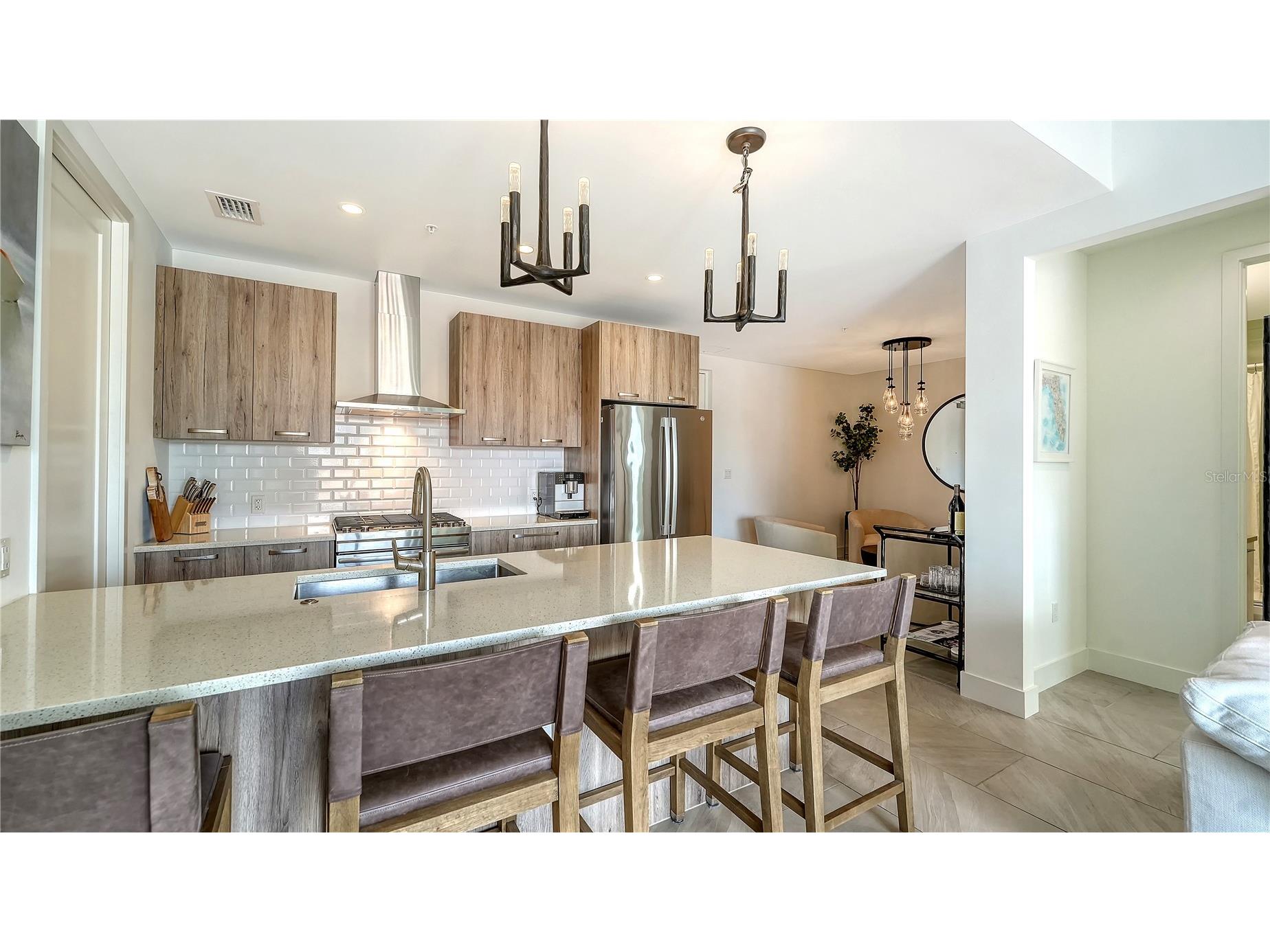 635 S Orange Avenue #301 Sarasota FL 34236 A4682411 image12