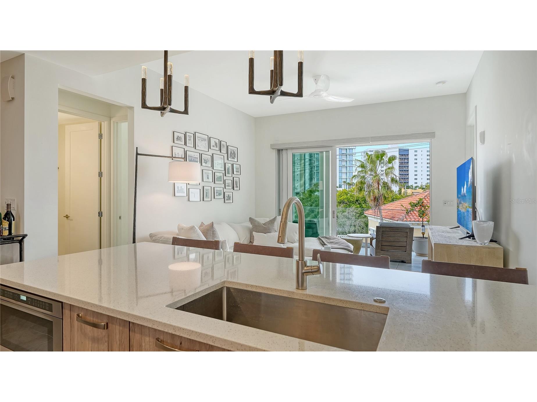 635 S Orange Avenue #301 Sarasota FL 34236 A4682411 image14