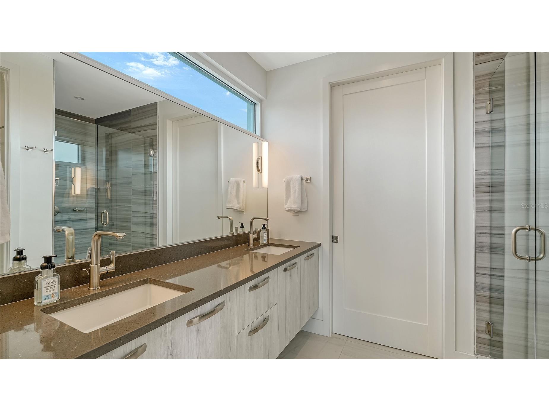 635 S Orange Avenue #301 Sarasota FL 34236 A4682411 image25