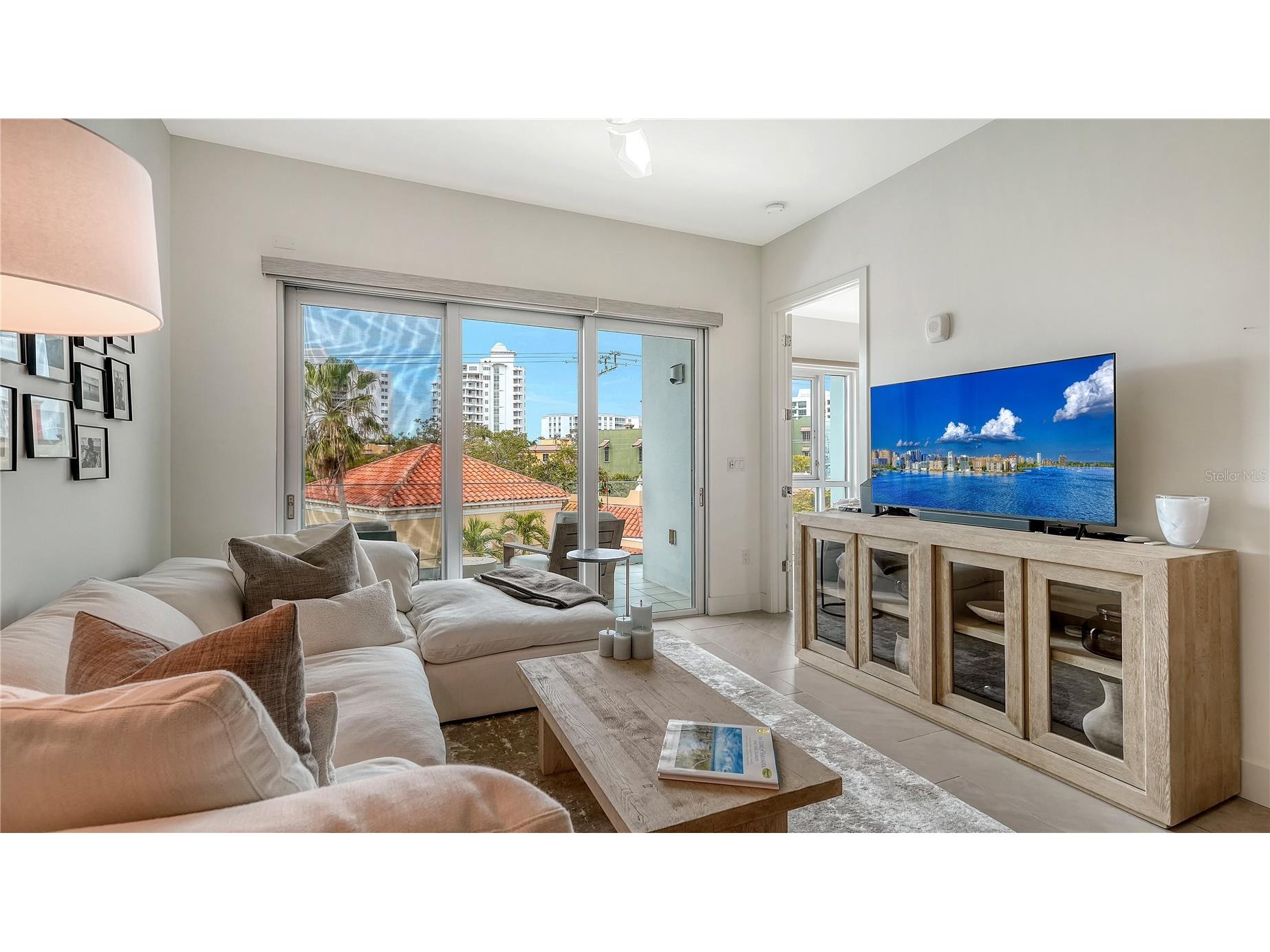635 S Orange Avenue #301 Sarasota FL 34236 A4682411 image9