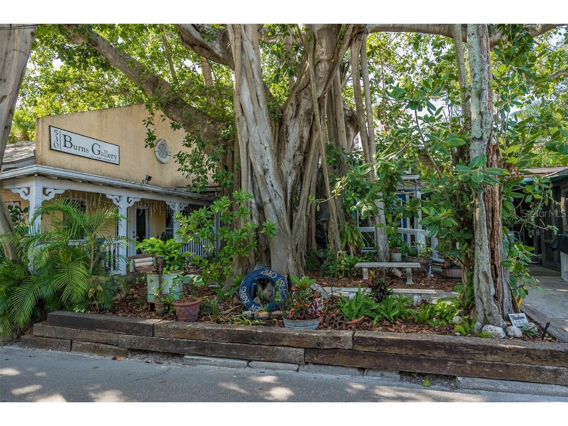 635 S Orange Avenue #304 Sarasota FL 34236 A4669810 image55