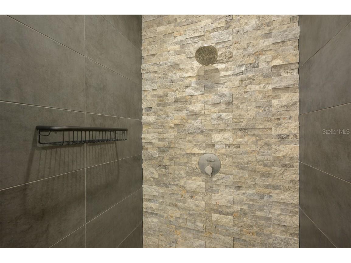 635 S Orange Avenue #404 Sarasota FL 34236 A4671349 image28