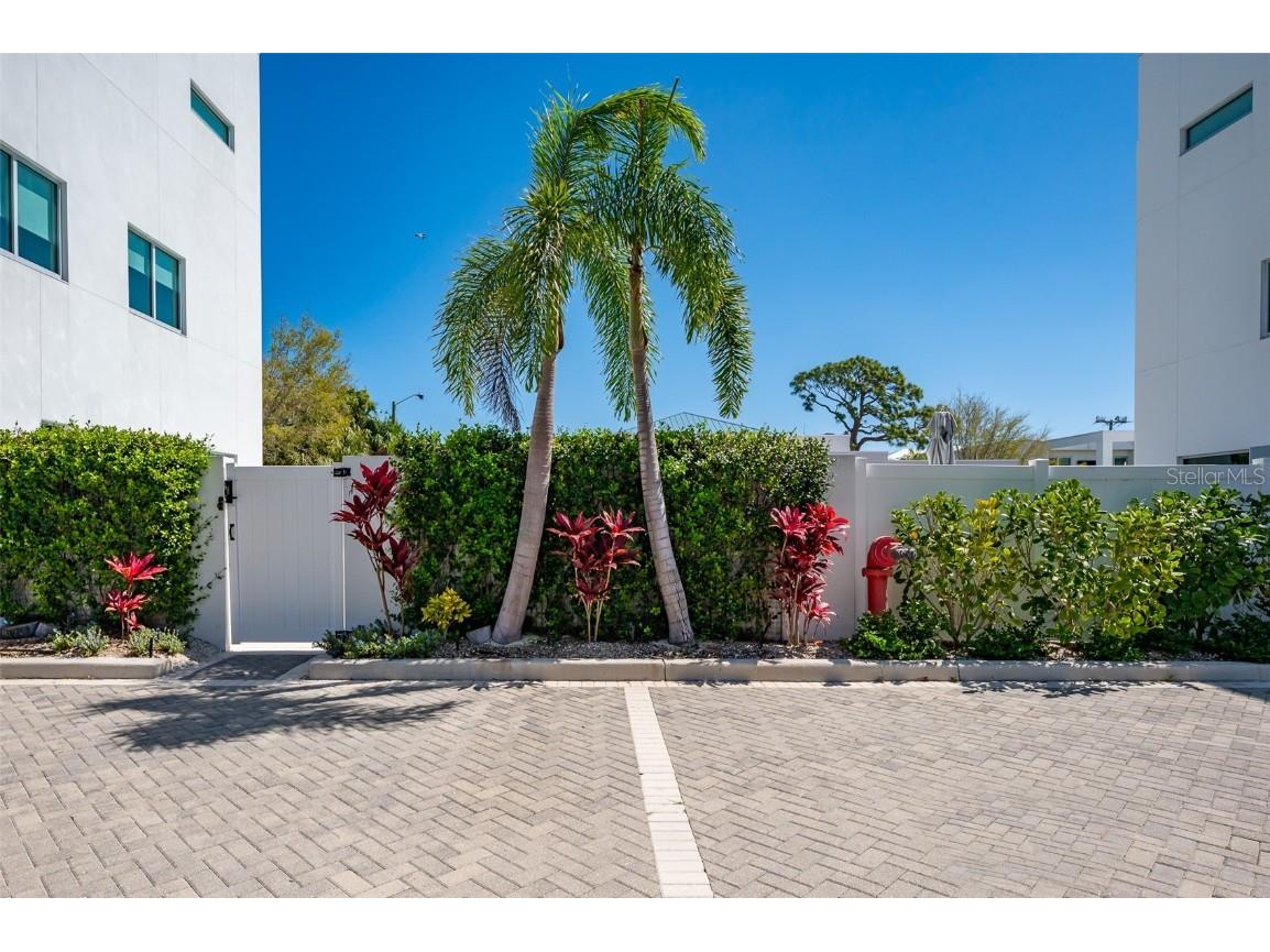 635 S Orange Avenue #404 Sarasota FL 34236 A4671349 image53