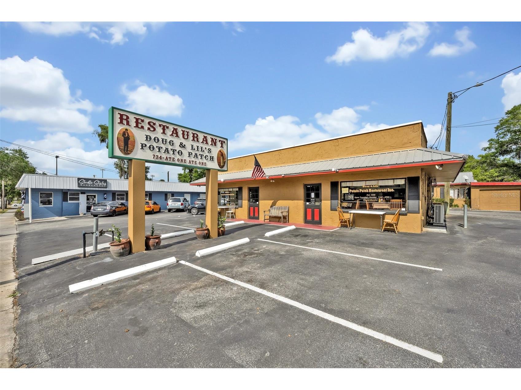 635 S Woodland Boulevard Deland FL 32720 O6301400 image1