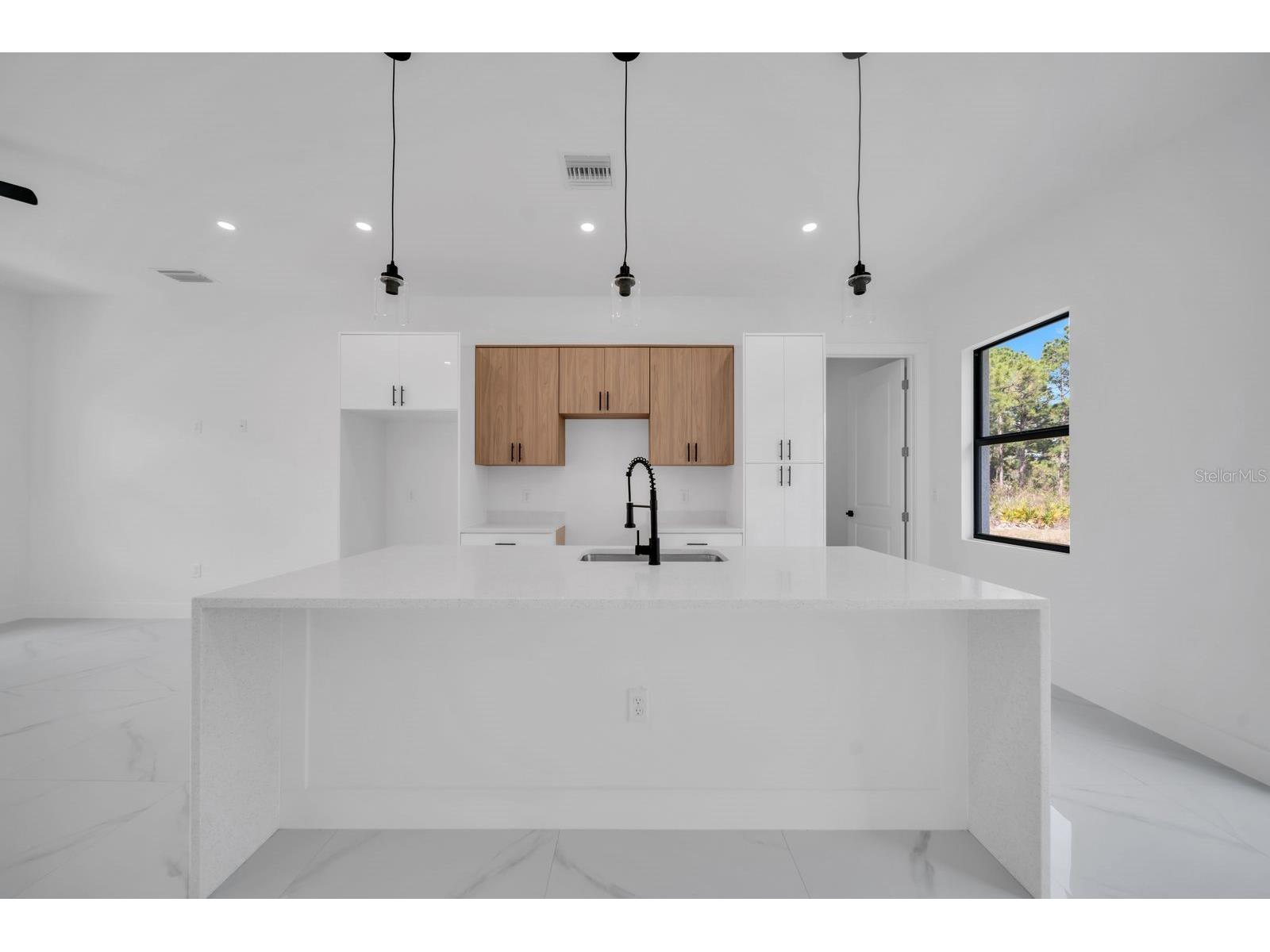 635 Summit Avenue S Lehigh Acres FL 33974 A4684906 image6