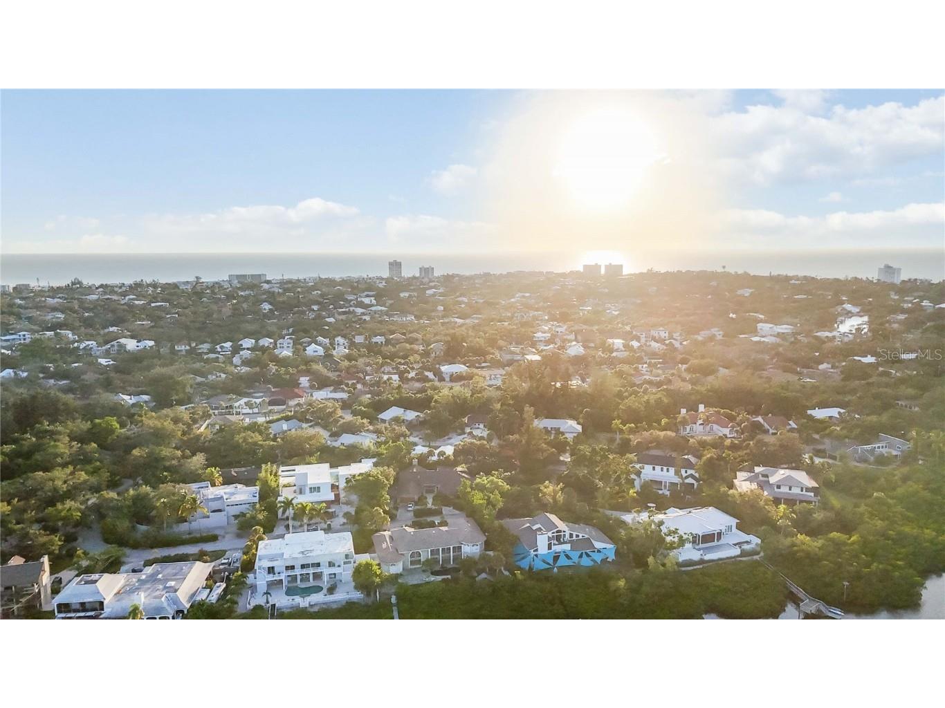 635 Tropical Circle Sarasota FL 34242 A4668594 image45