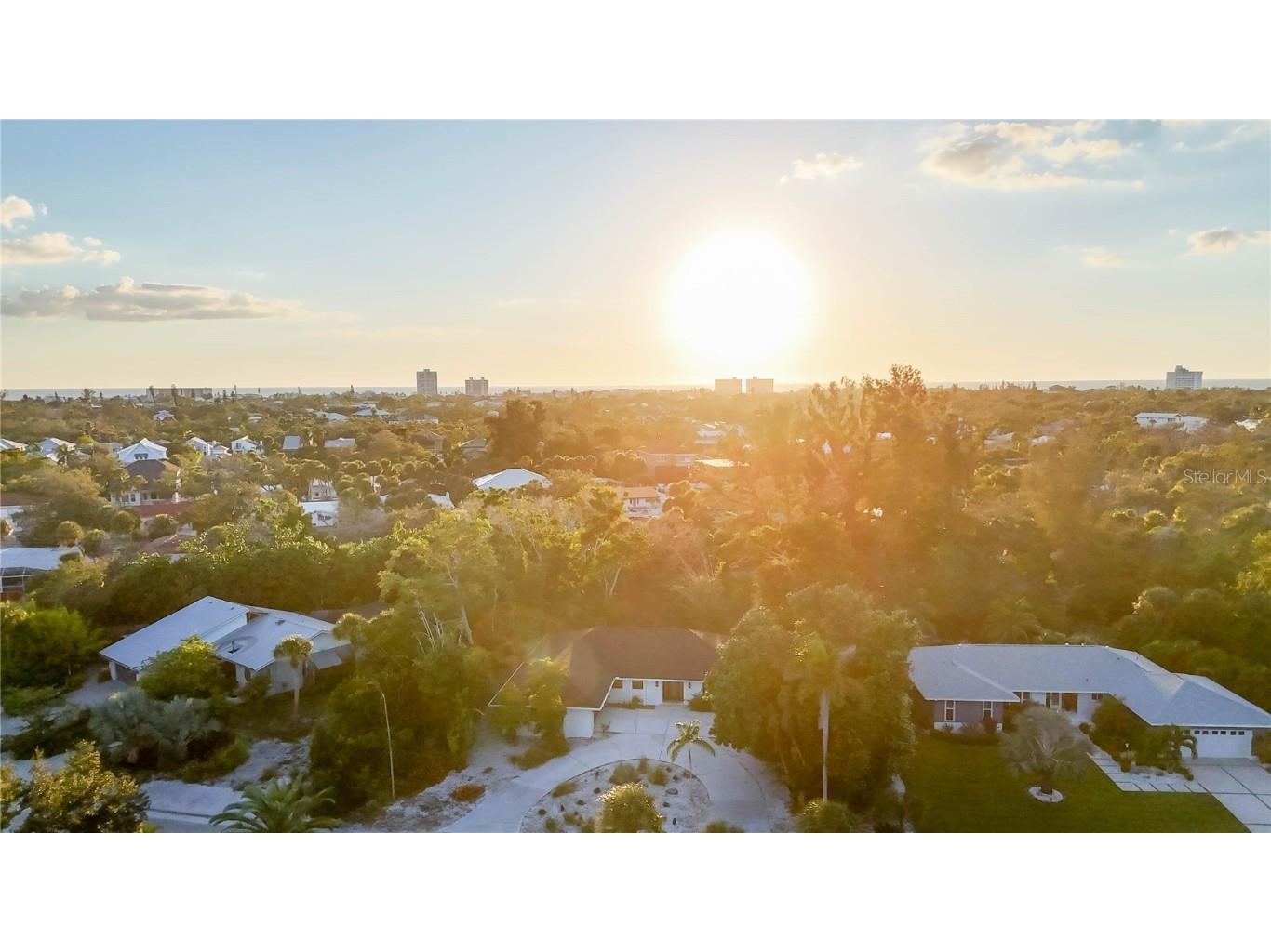 635 Tropical Circle Sarasota FL 34242 A4668594 image61