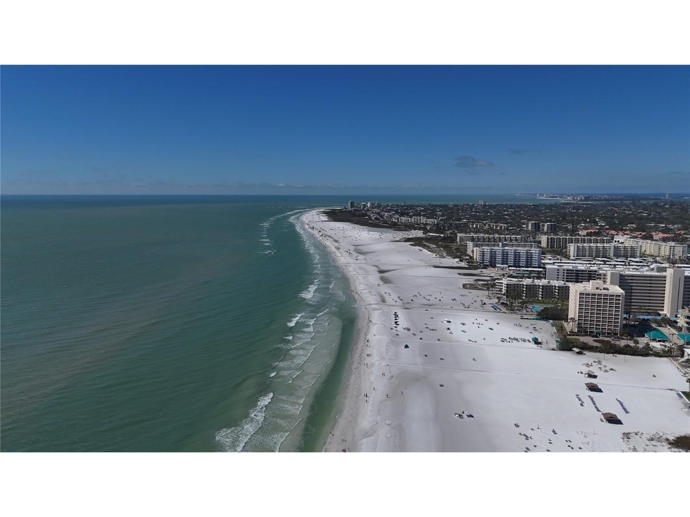 635 Tropical Circle Sarasota FL 34242 A4668594 image76