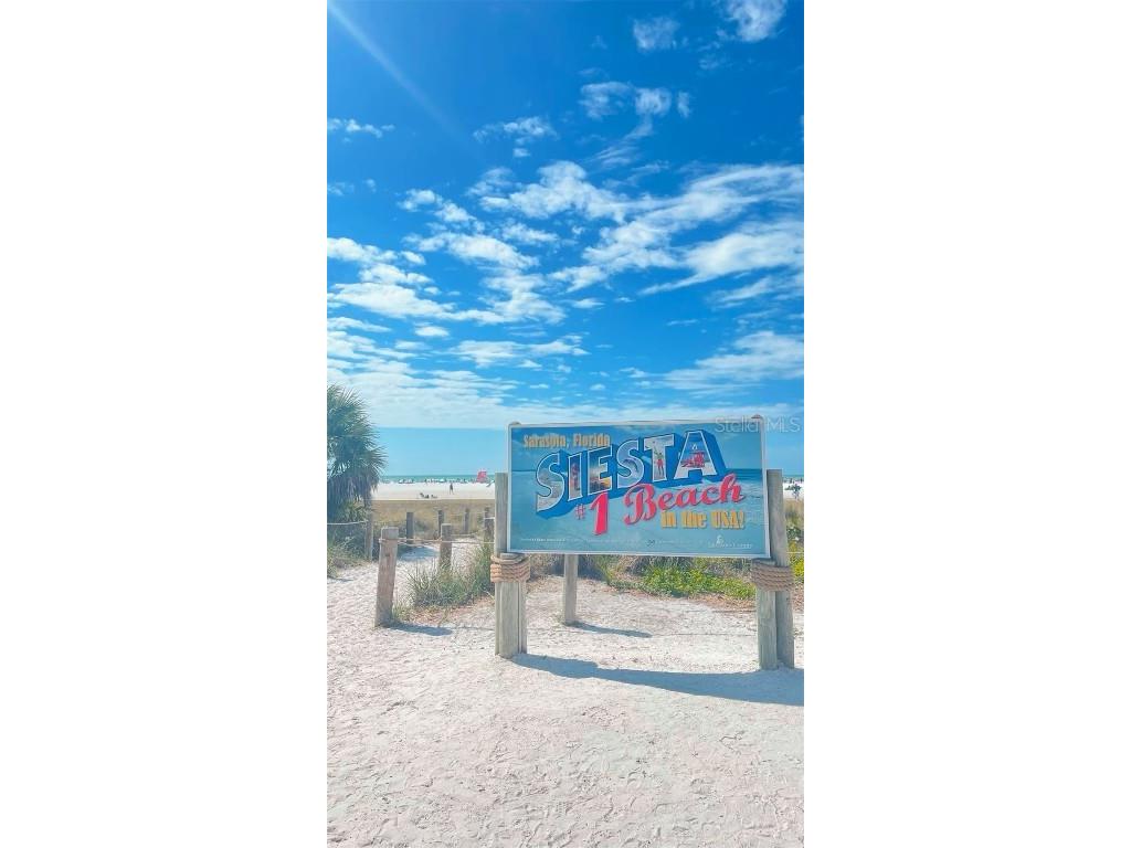 635 Tropical Circle Sarasota FL 34242 A4668594 image93