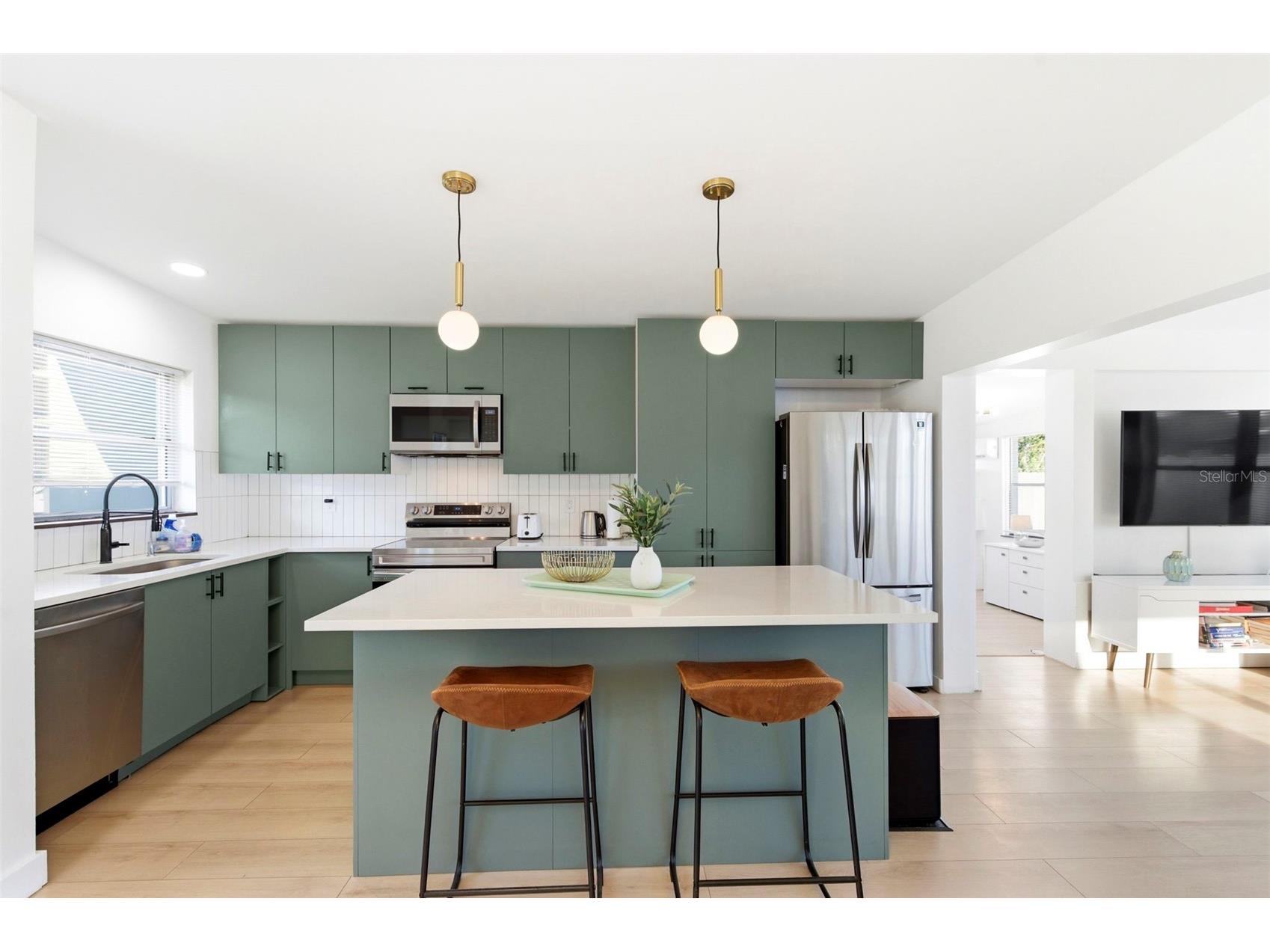 6350 Hampton Drive N Saint Petersburg FL 33710 TB8510169 image11