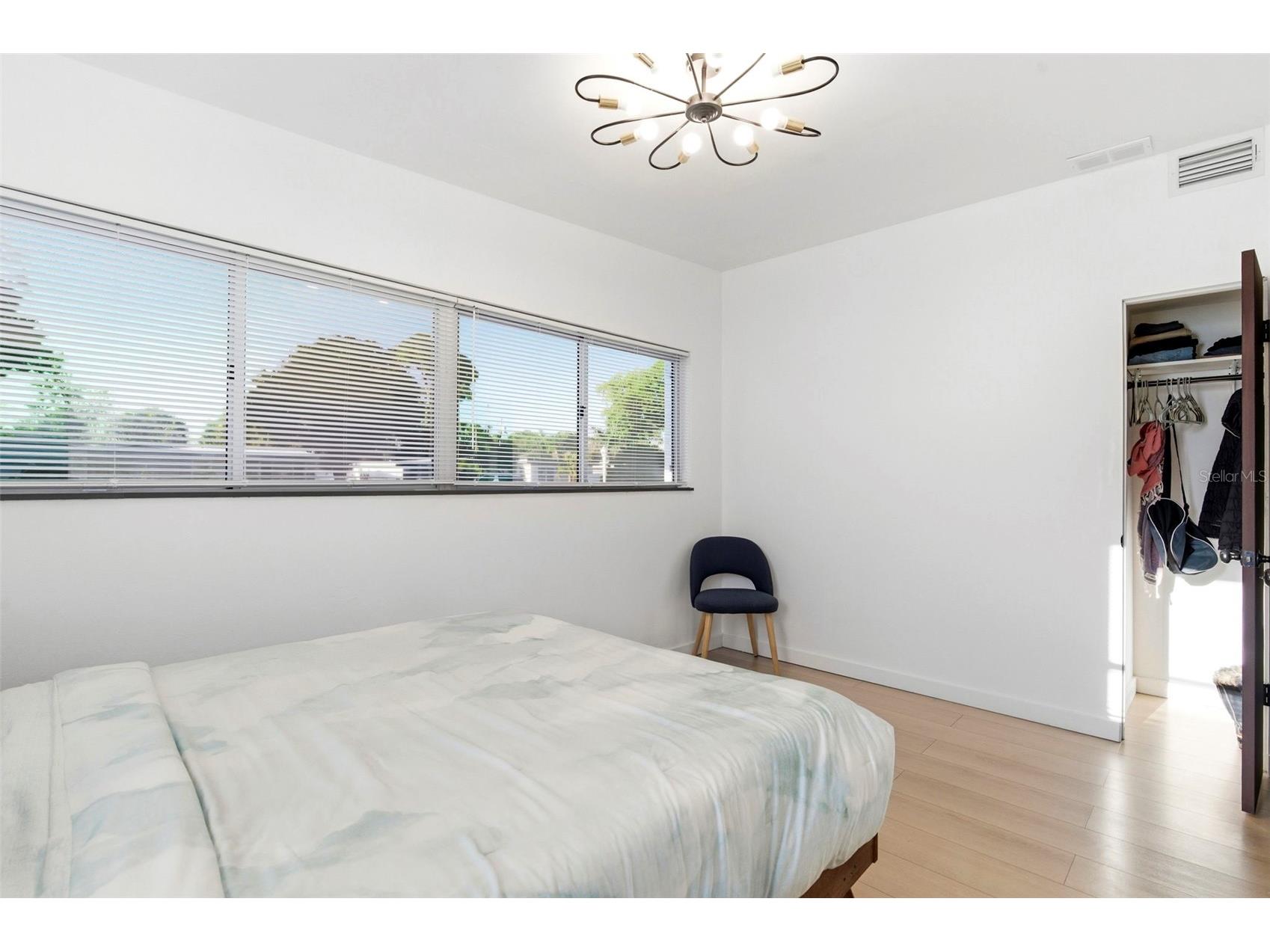 6350 Hampton Drive N Saint Petersburg FL 33710 TB8510169 image23