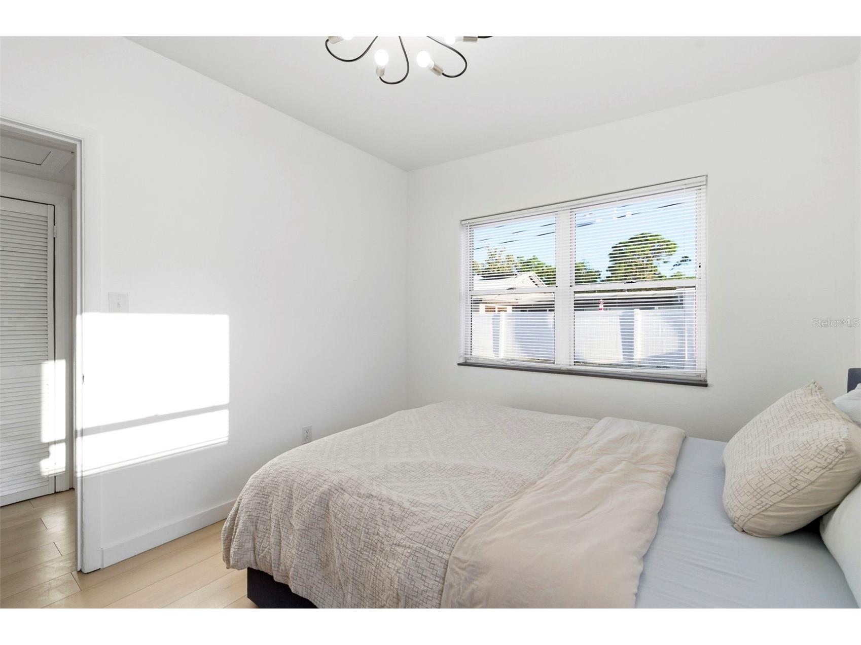 6350 Hampton Drive N Saint Petersburg FL 33710 TB8510169 image25